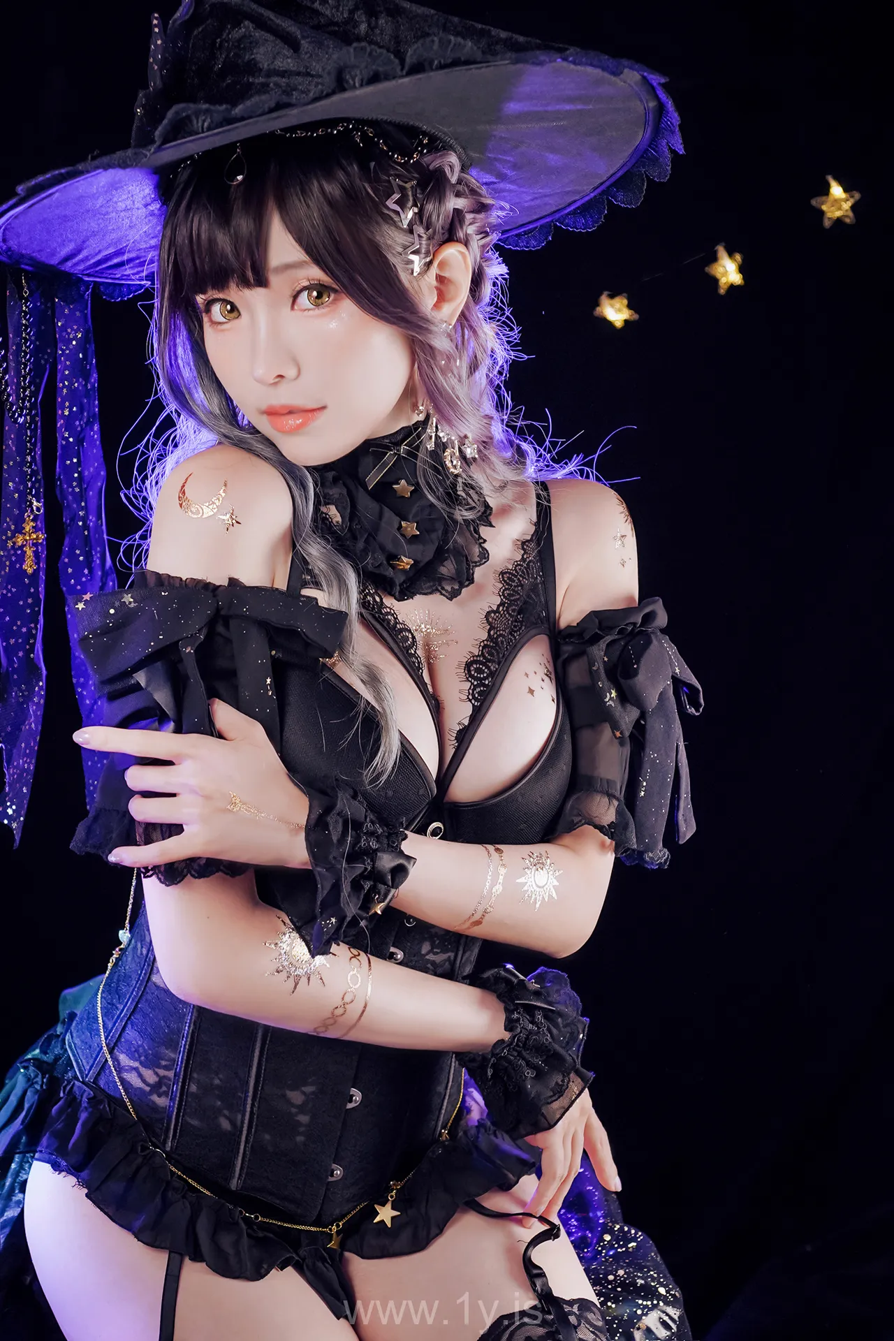 ElyEE子 NO.81 Ely_eee(ElyEE子) - Astrology Witch
