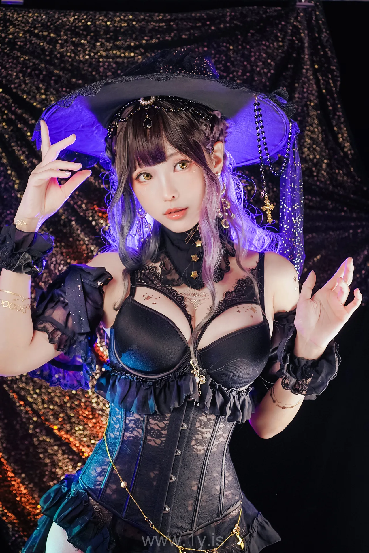 ElyEE子 NO.81 Ely_eee(ElyEE子) - Astrology Witch