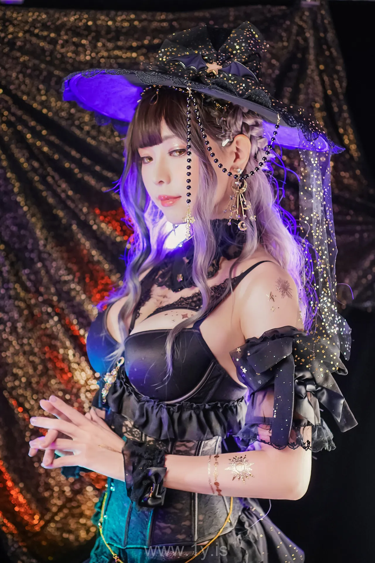 ElyEE子 NO.81 Ely_eee(ElyEE子) - Astrology Witch