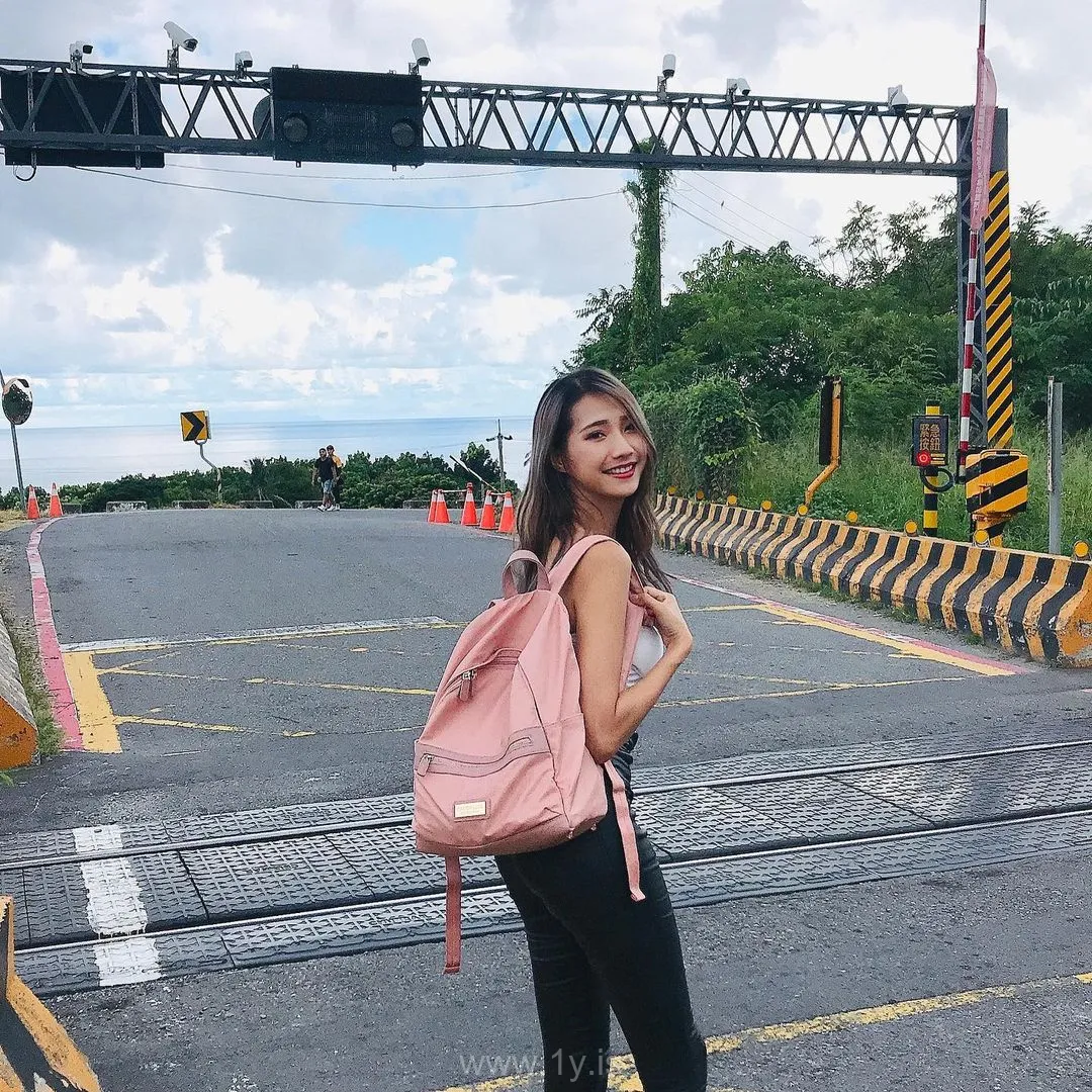 Instagram feifei_11111