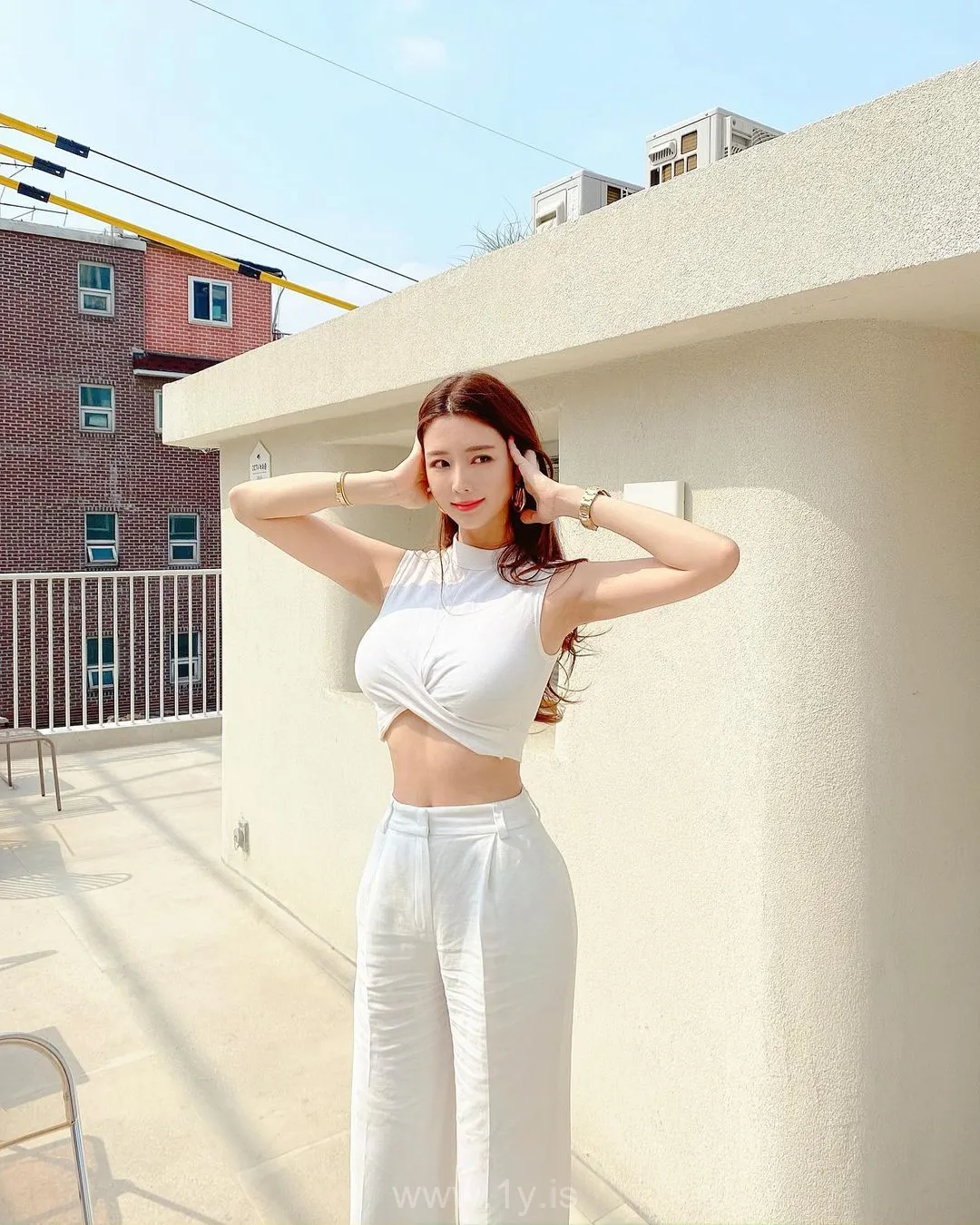 Instagram manyo_yoojin