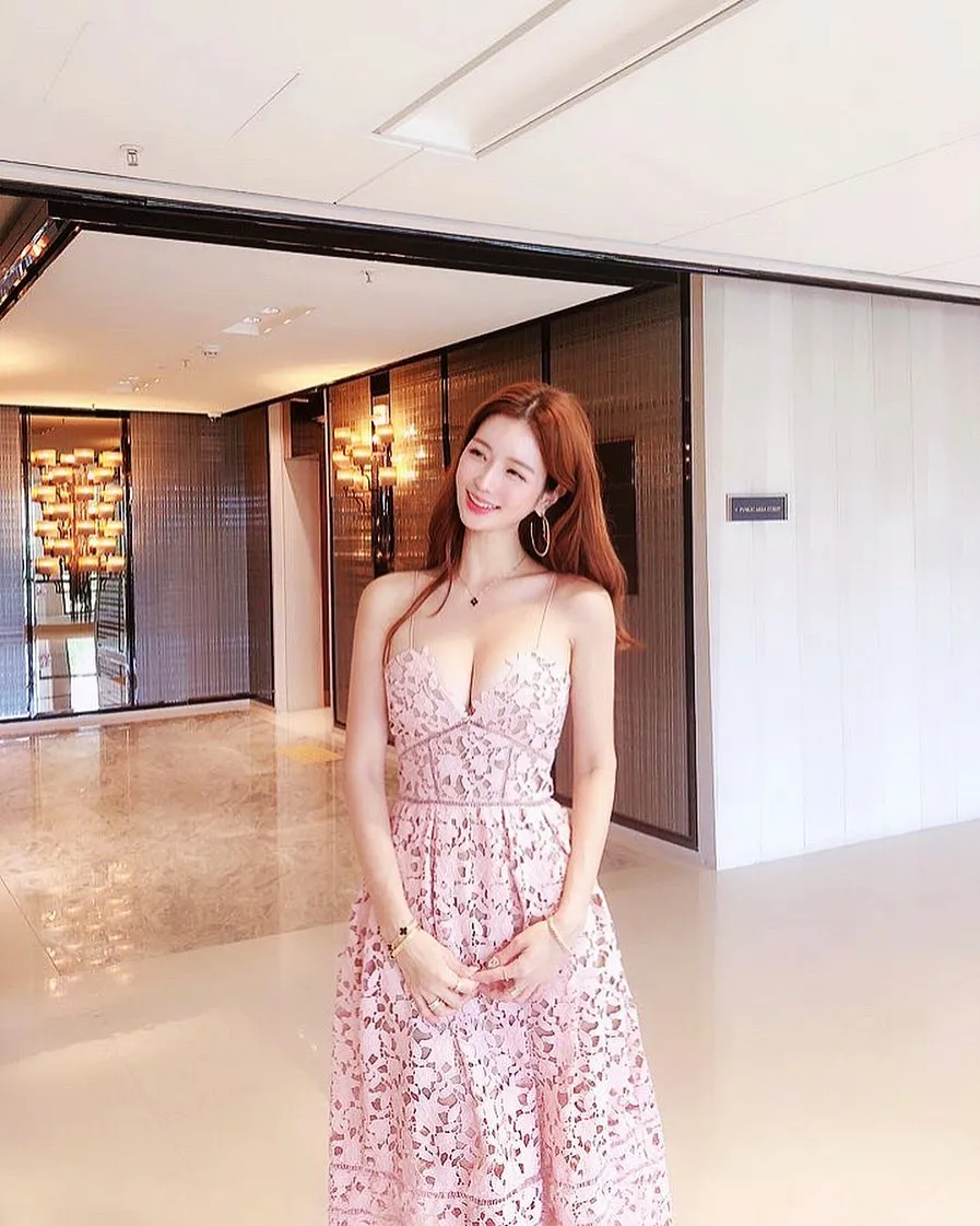 Instagram manyo_yoojin