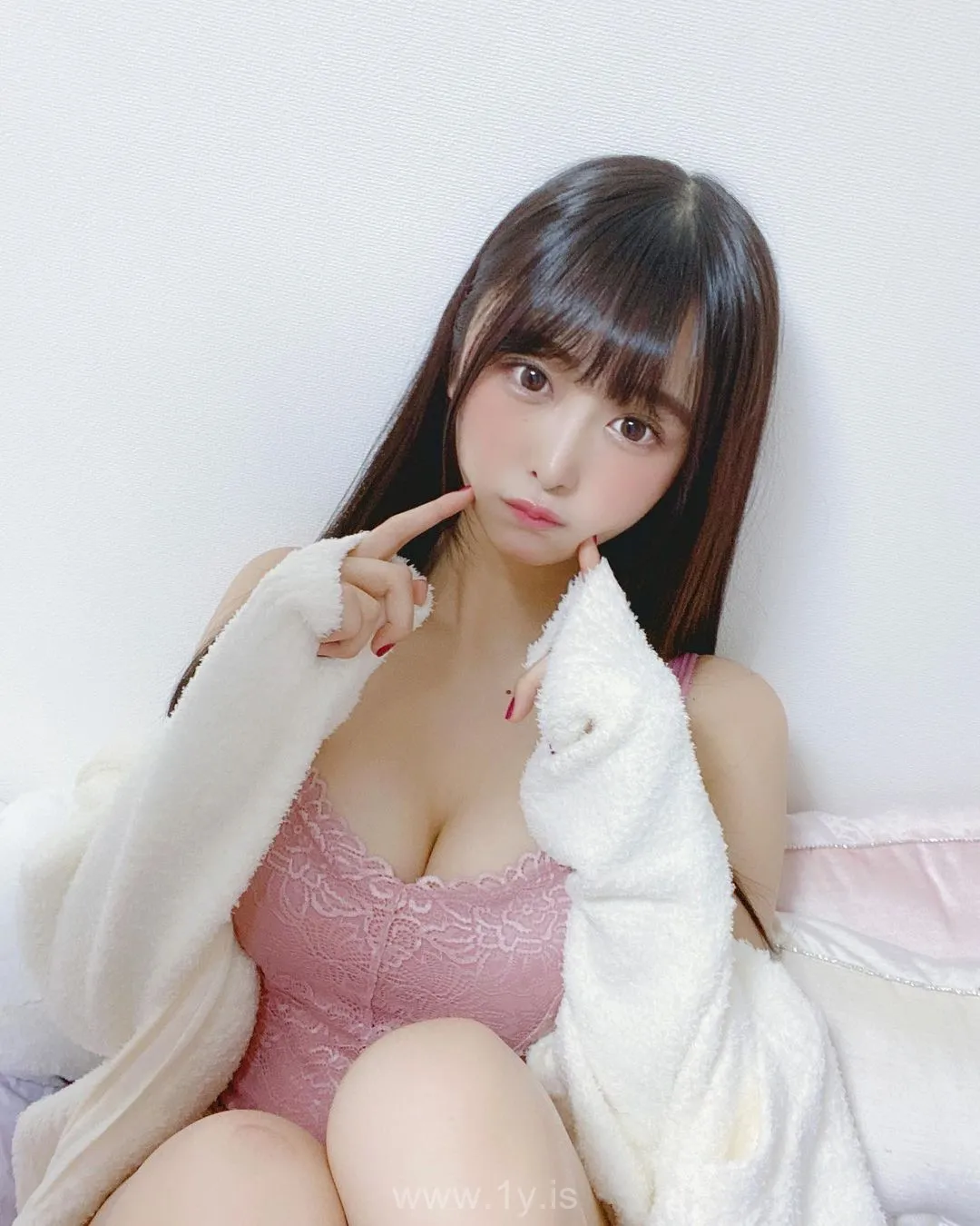 Instagram naomi_majima