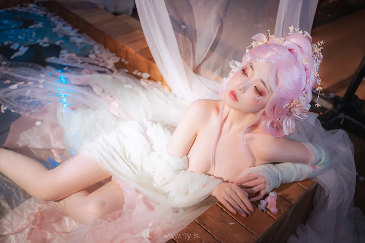 爆机少女喵小吉MiaoXiaoJi NO.049 Bathing Beauty(临江仙)