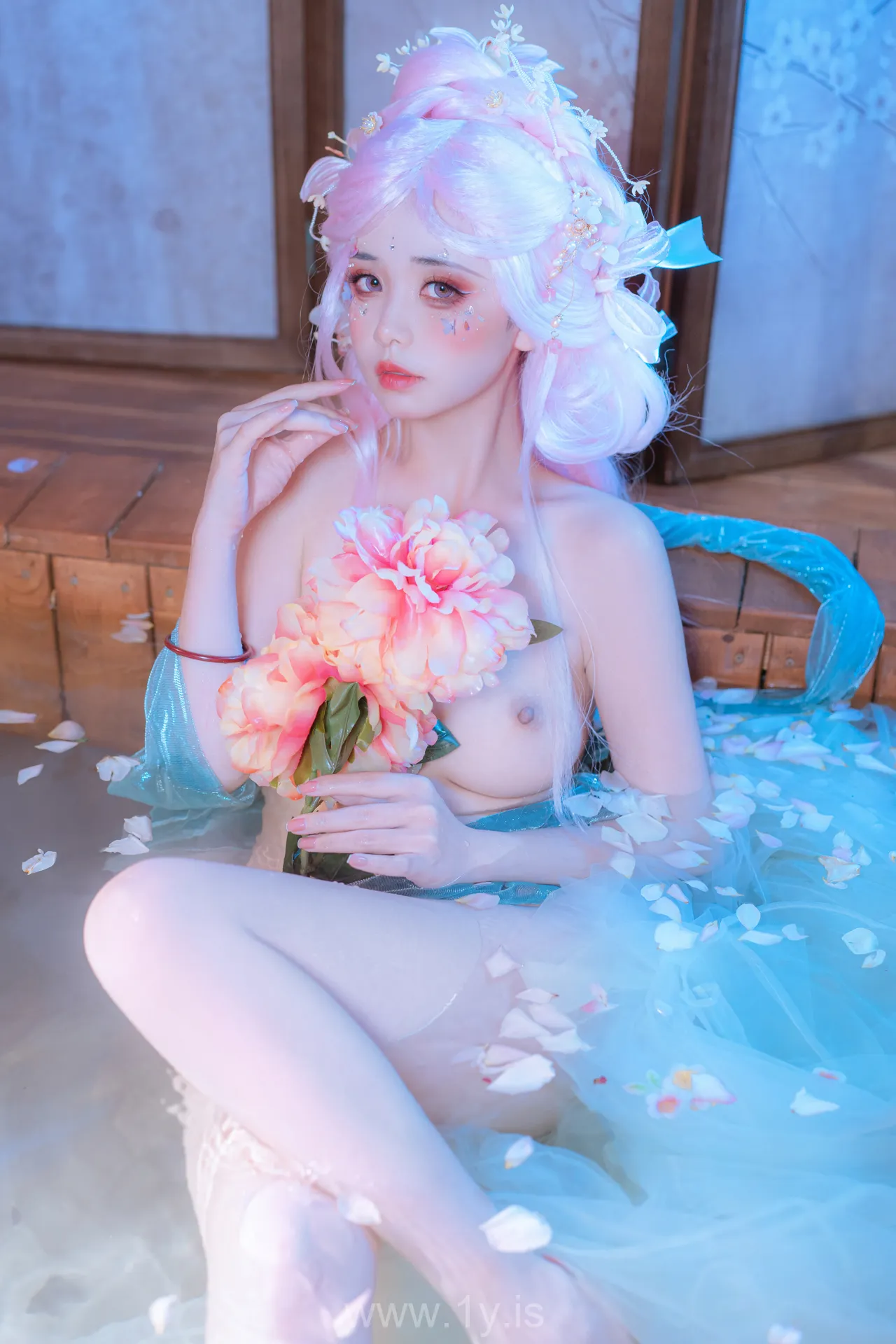 爆机少女喵小吉MiaoXiaoJi NO.049 Bathing Beauty(临江仙)