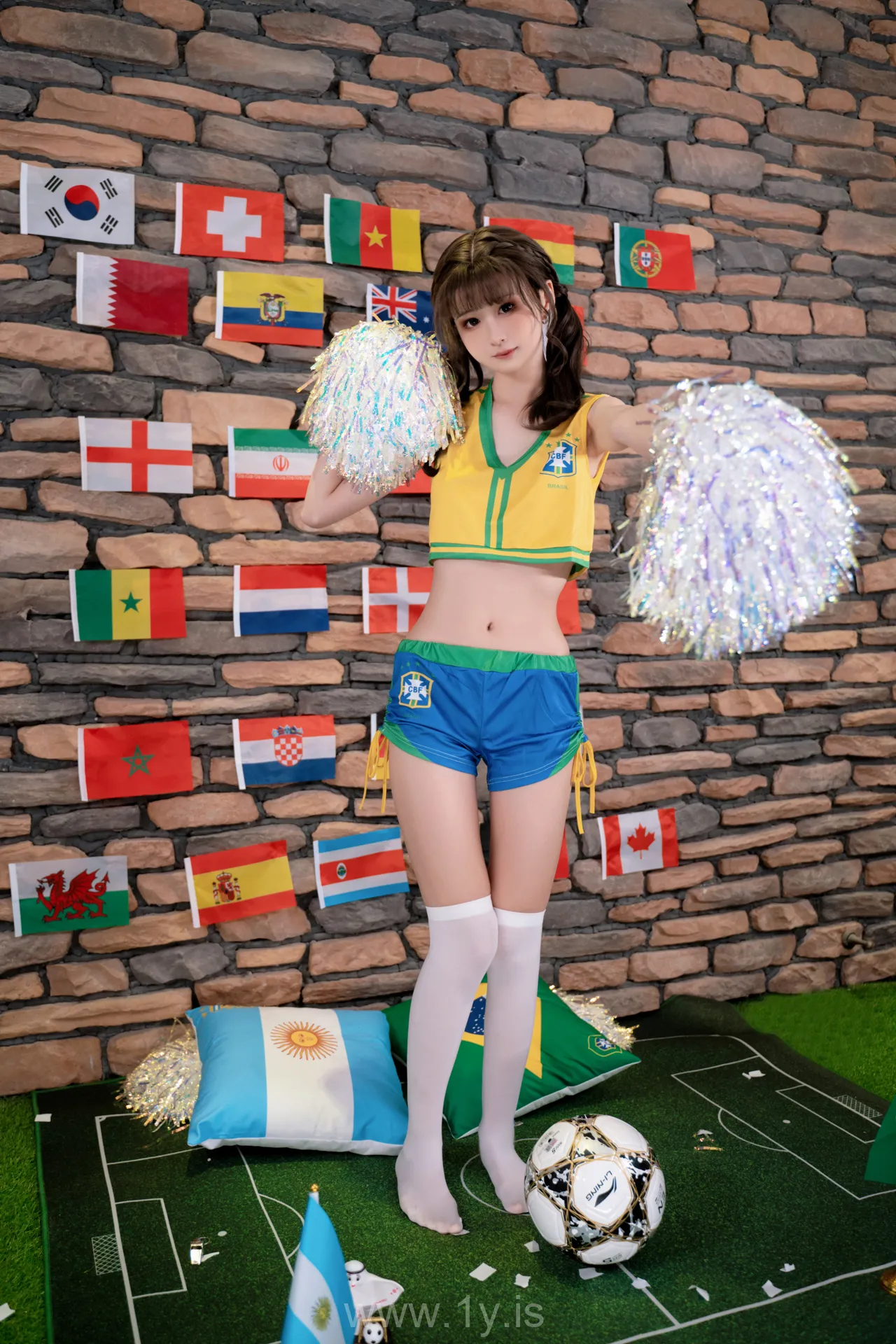 爆机少女喵小吉MiaoXiaoJi NO.065 Soccer Girls(足球宝贝)