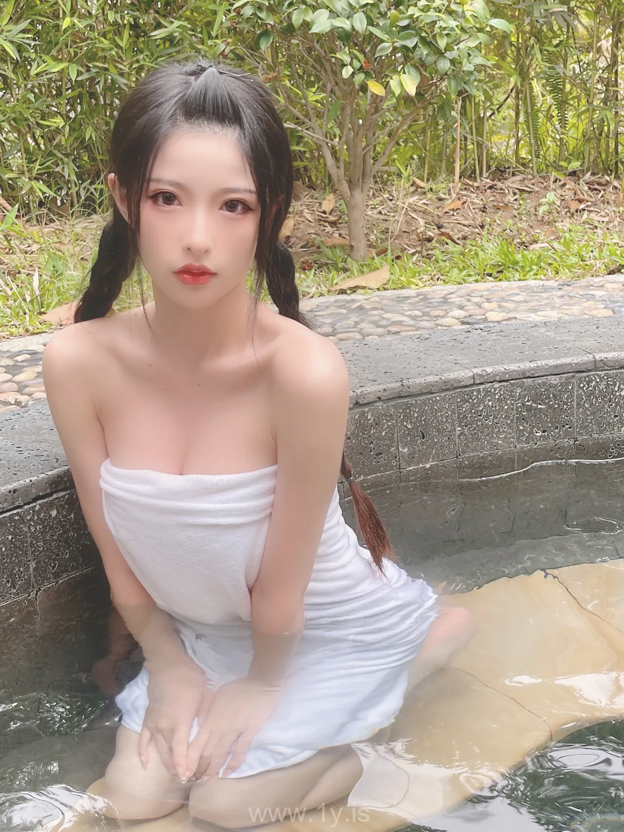 清水由乃 NO.19 温泉浴巾