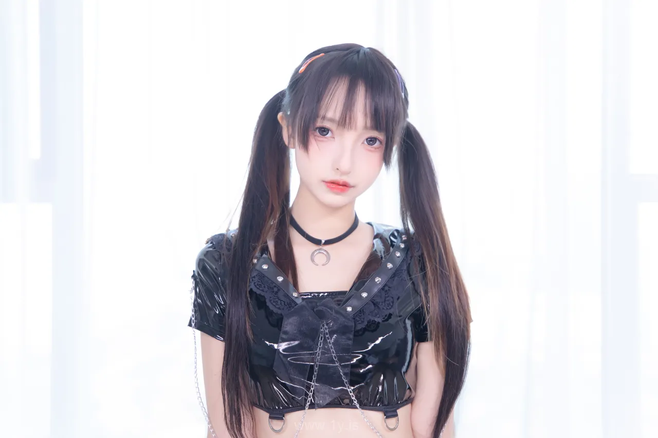 神楽坂真冬 VOL.99 魔女的课后辅导