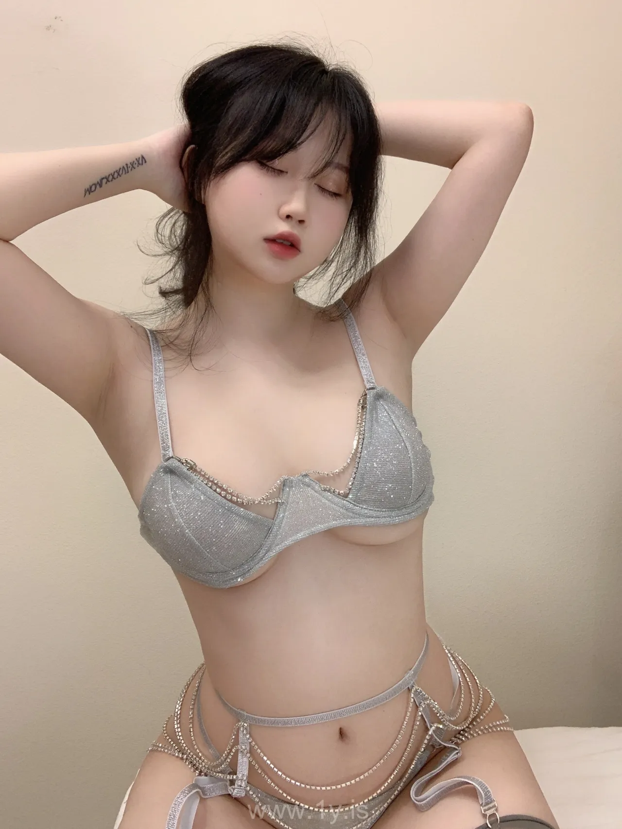 是依酱吖 NO.041 璀璨