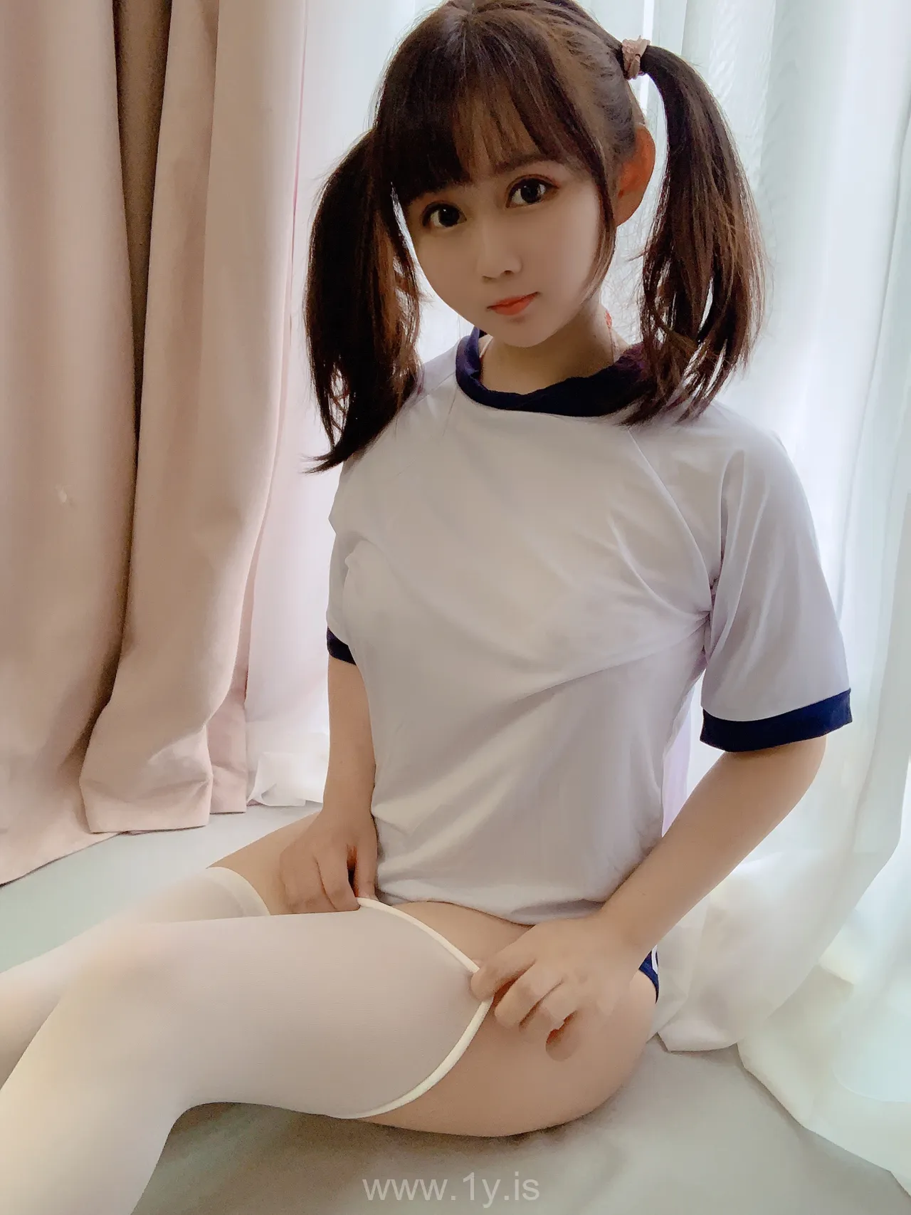 是依酱吖 NO.10 体操服