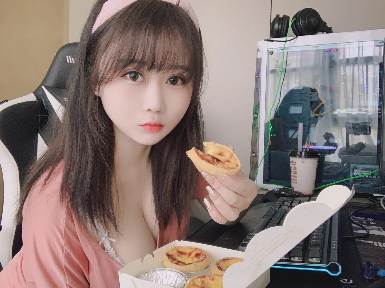 是依酱吖 NO.12 宅女日常