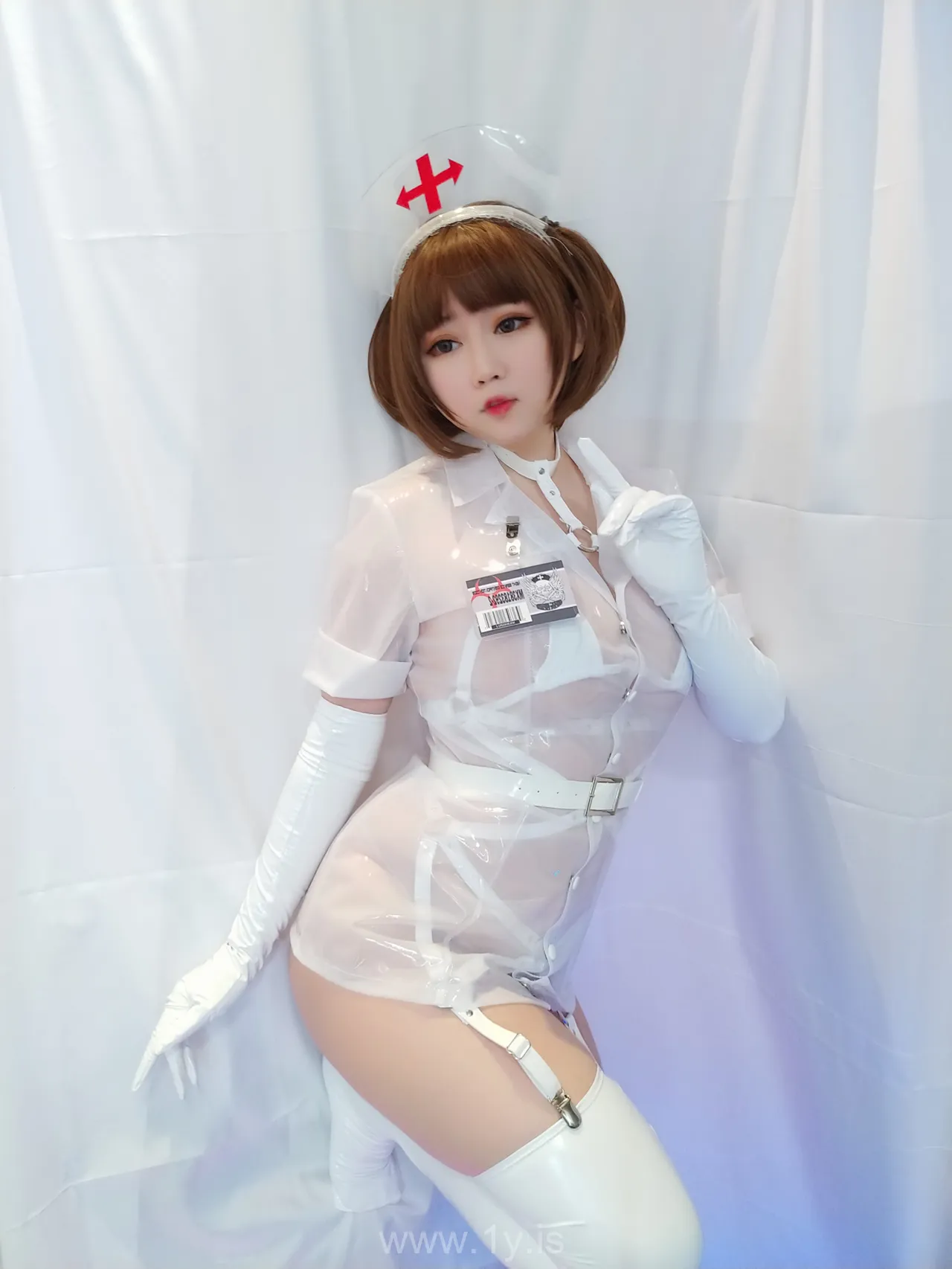 是依酱吖 NO.23 专属护士