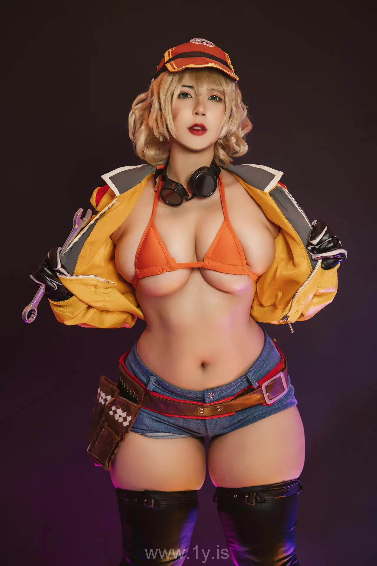 UyUy NO.41 Cindy Aurum