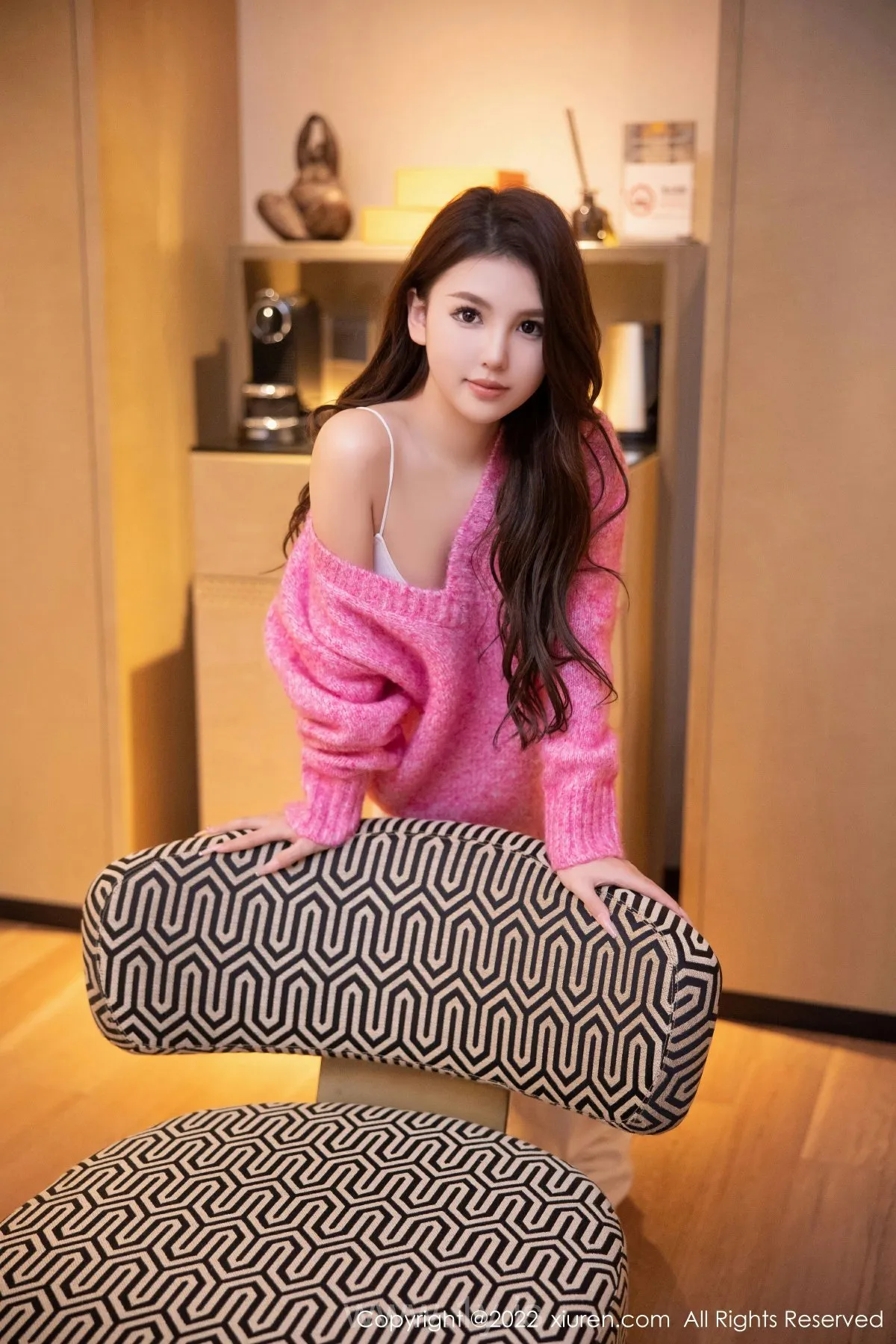 XIUREN(秀人网) No.5975 Elegant & Refined Asian Chick 美羊羊