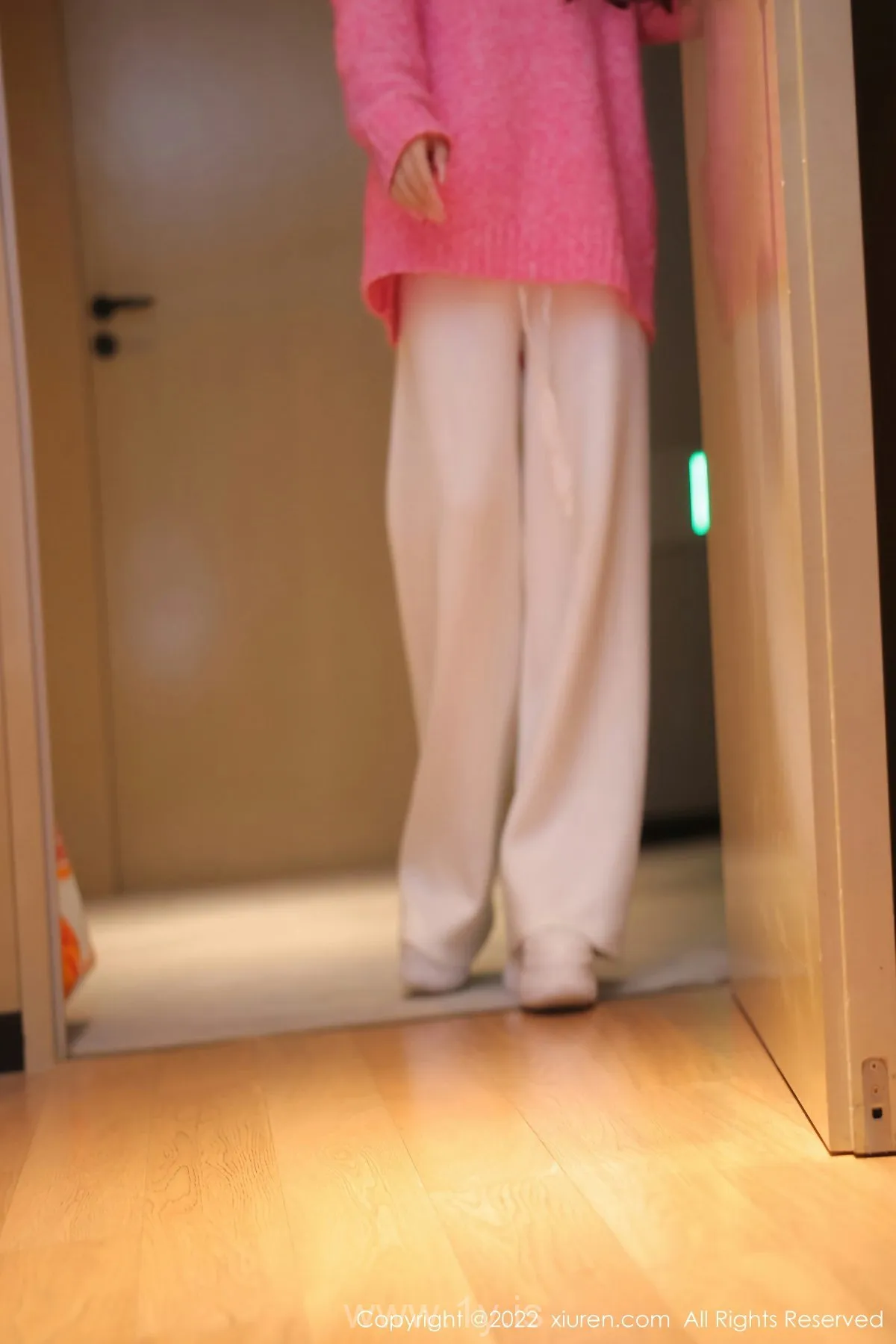 XIUREN(秀人网) No.5975 Elegant & Refined Asian Chick 美羊羊