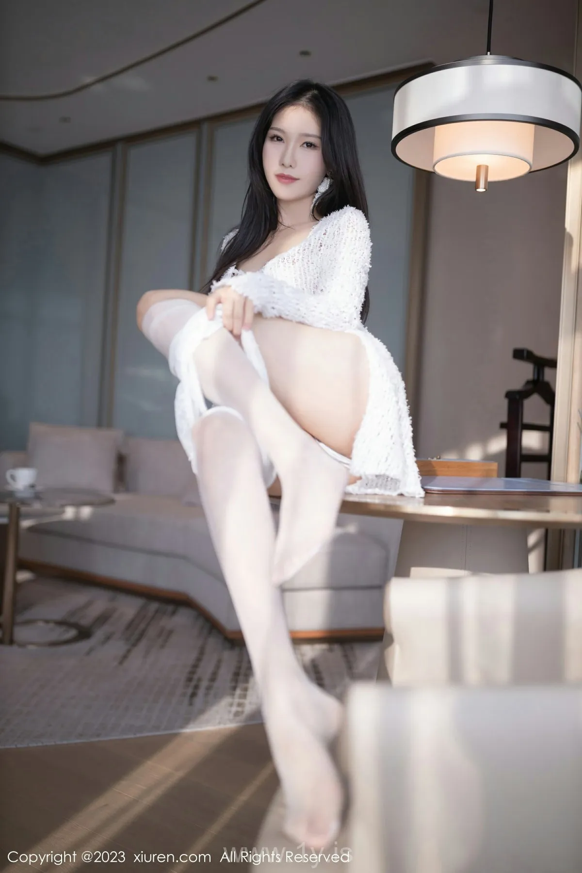 XIUREN(秀人网) NO.6119 Quiet & Extraordinary Asian Peri 利世