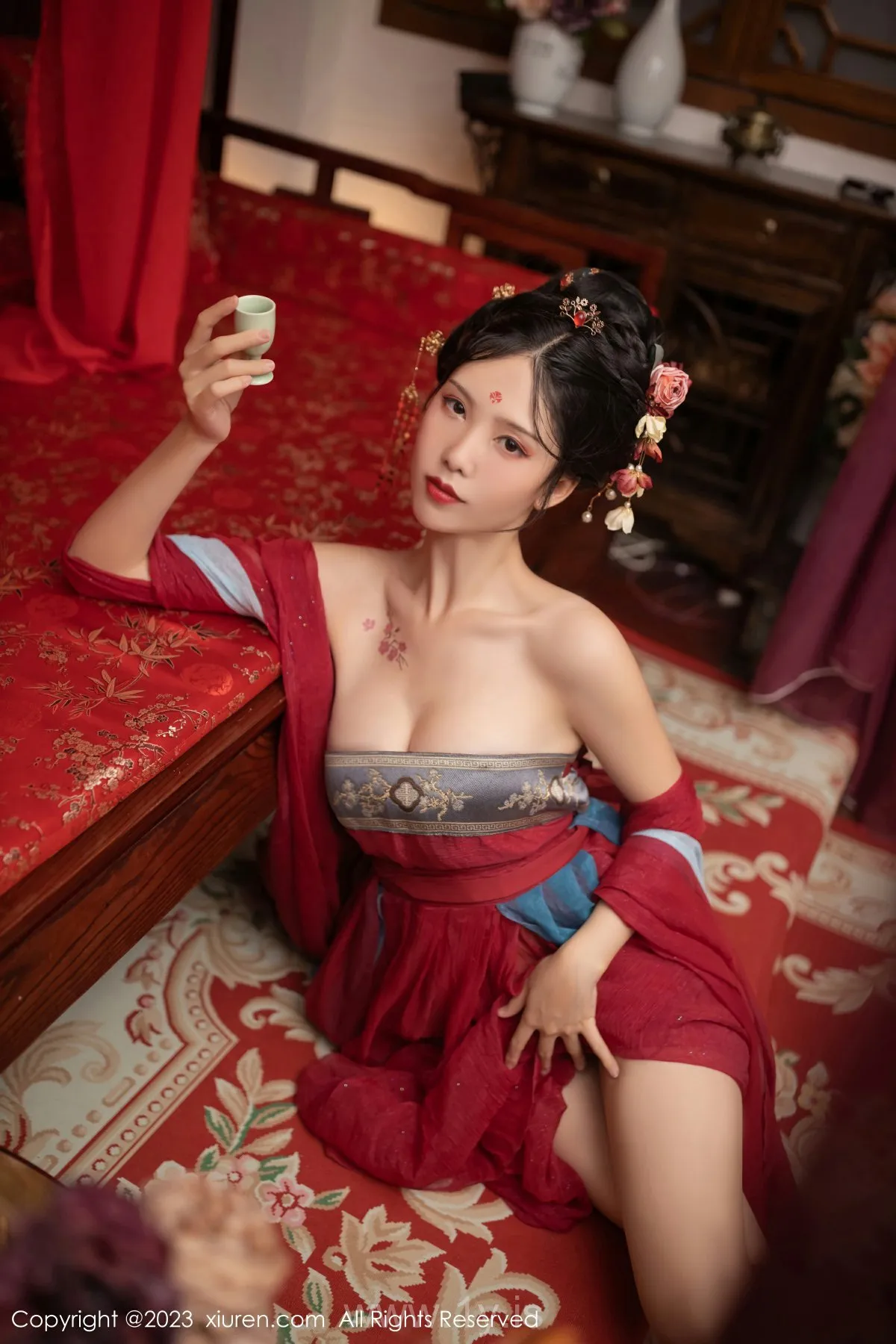 XIUREN(秀人网) NO.6154 Lovely & Slim Chinese Chick 利世