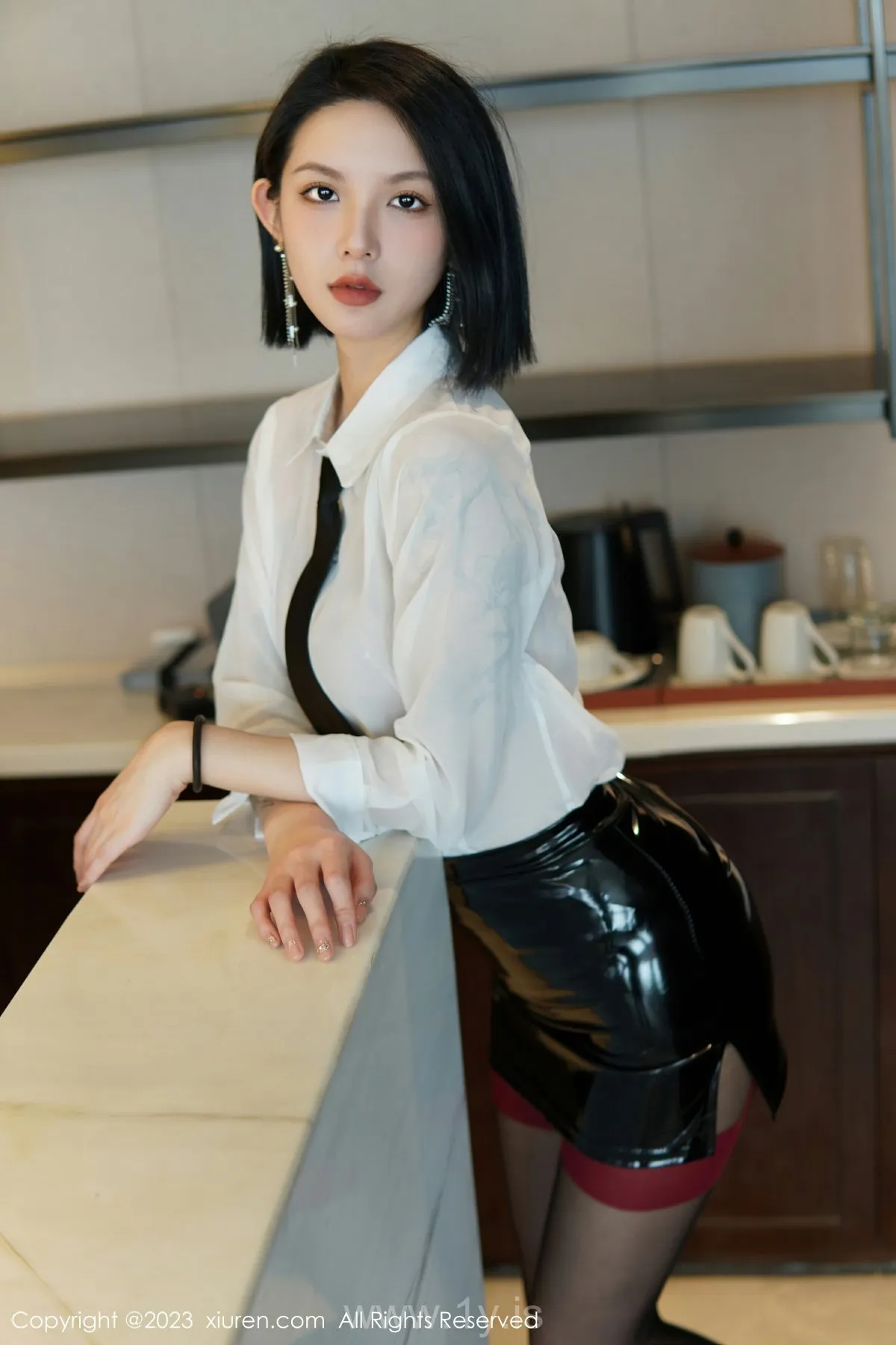 XIUREN(秀人网) NO.6158 Fancy & Beautiful Asian Teen 乔一一