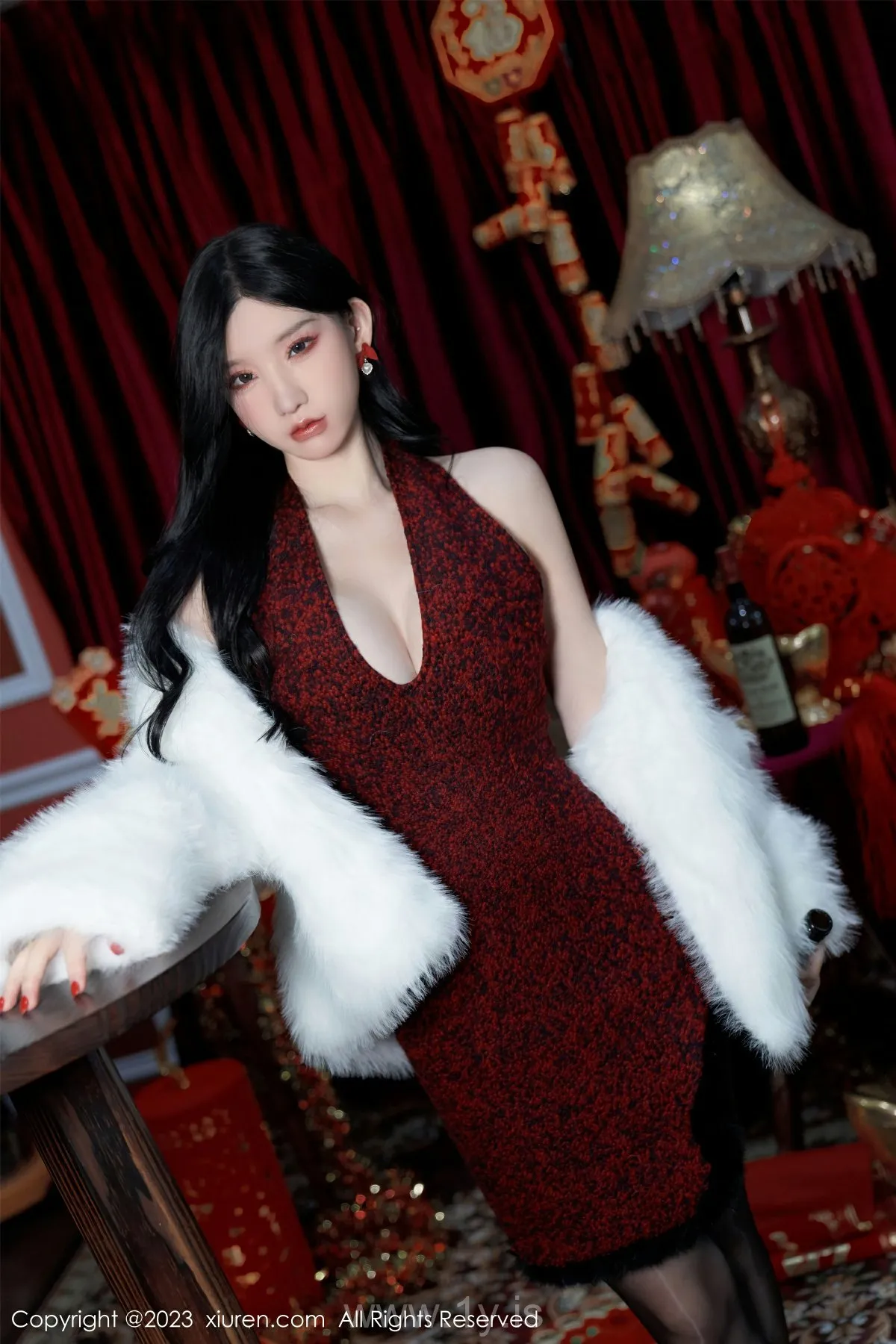 XIUREN(秀人网) NO.6174 Irresistible & Breathtaking Asian Homebody Girl 周于希Sally