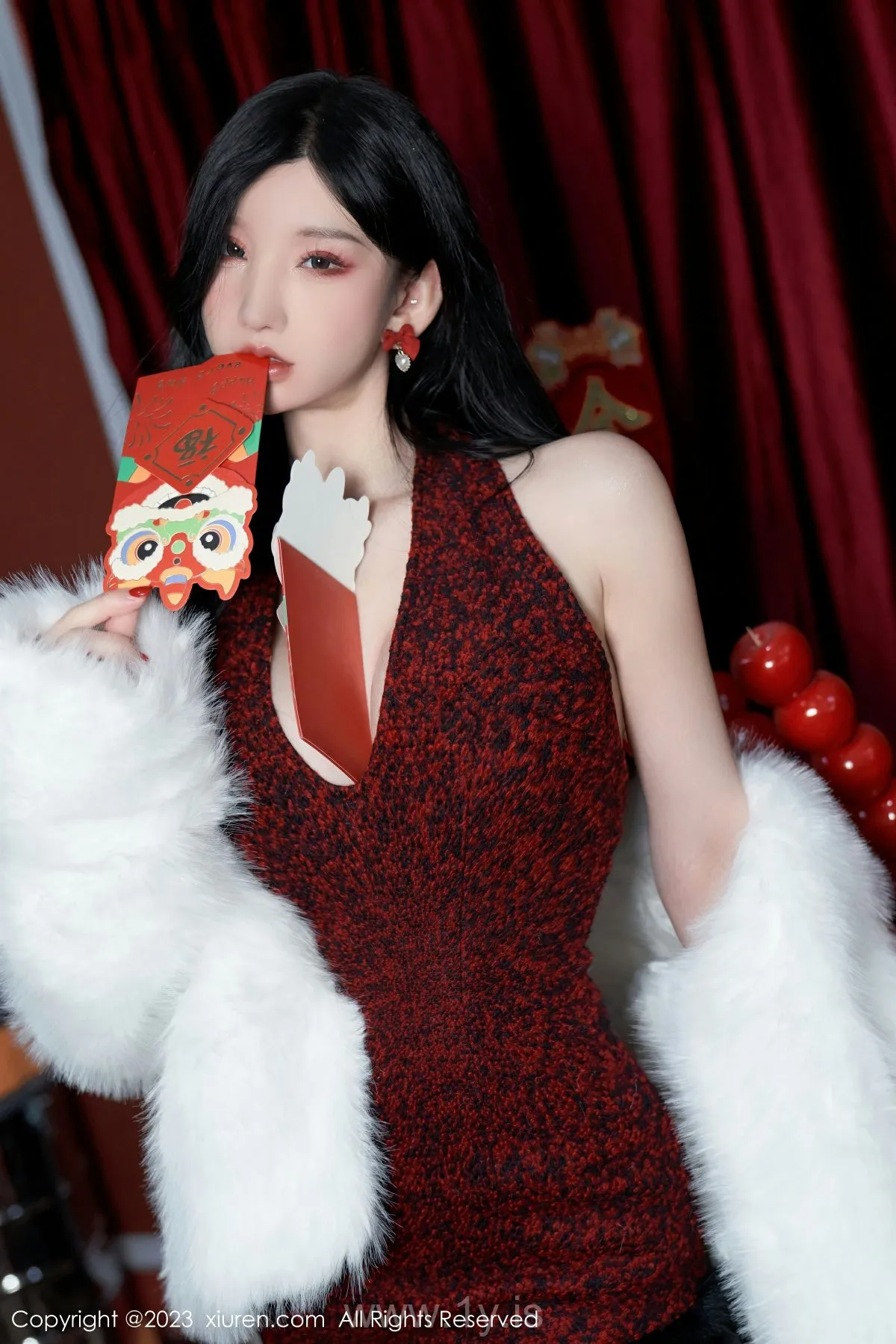 XIUREN(秀人网) NO.6174 Irresistible & Breathtaking Asian Homebody Girl 周于希Sally