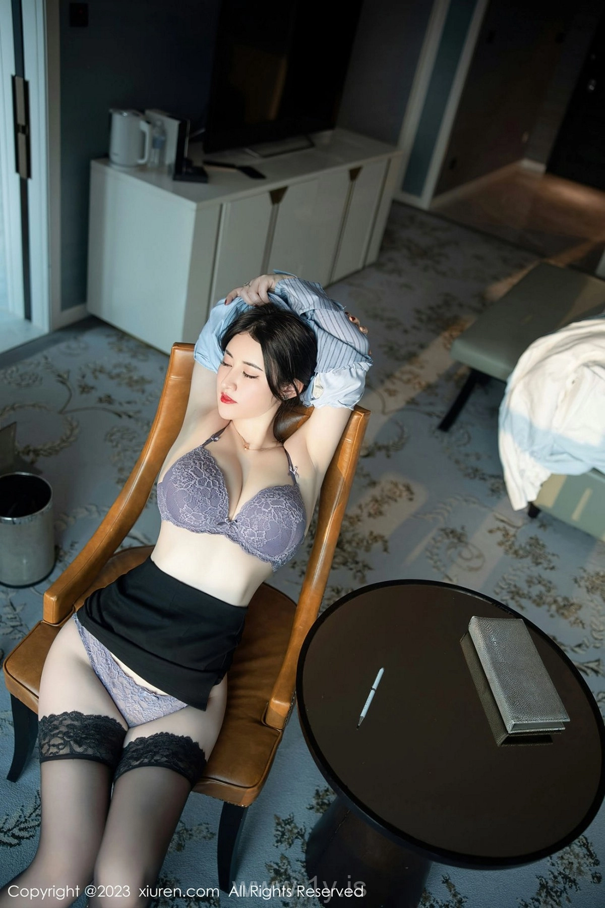 XIUREN(秀人网) NO.6343 Delightful & Breathtaking Chinese Mature Princess 詩詩kiki