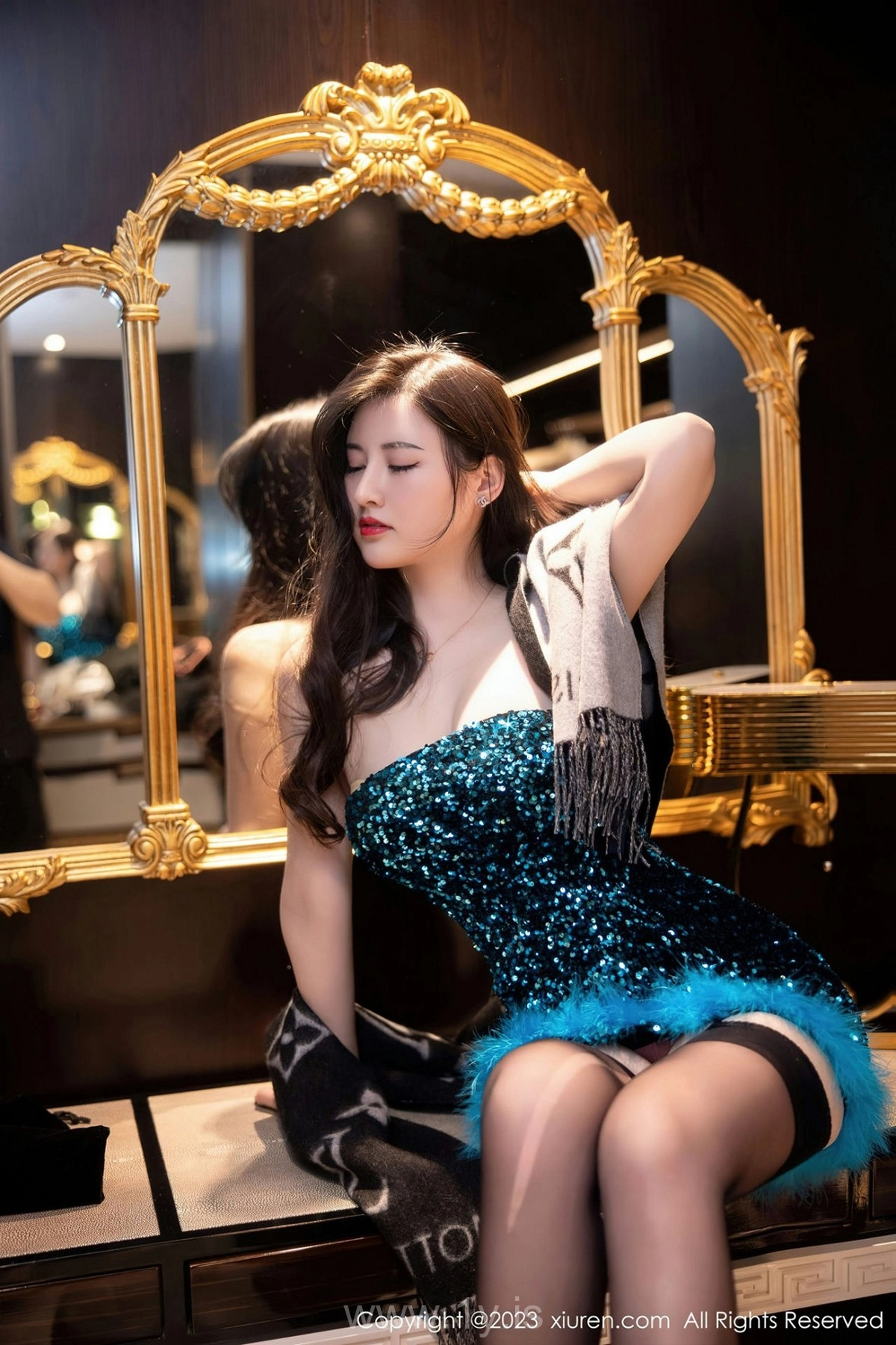 XIUREN(秀人网) NO.6384 Decent & Pretty Asian Belle 詩詩kiki