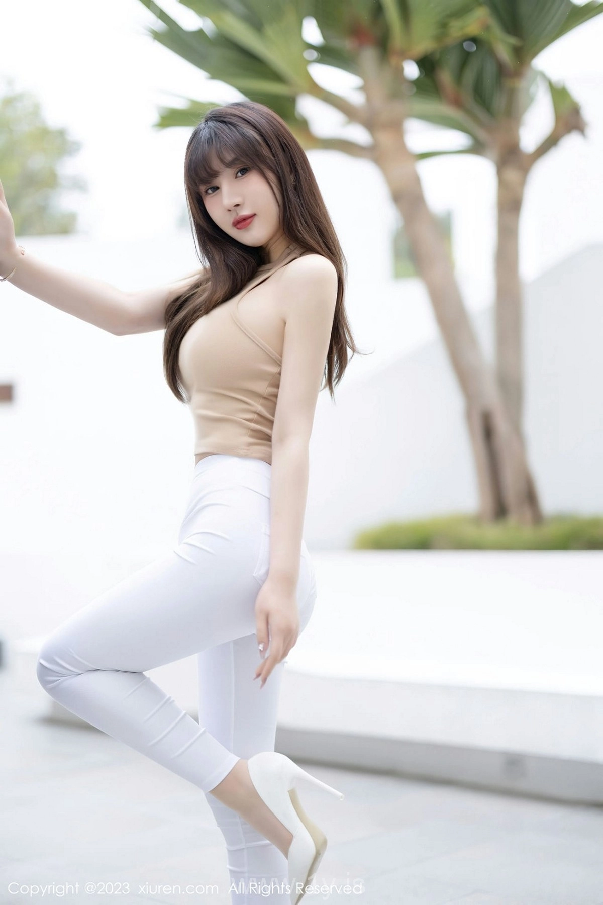 XIUREN(秀人网) NO.6388 Sexy & Appealing Chinese Chick 張欣欣