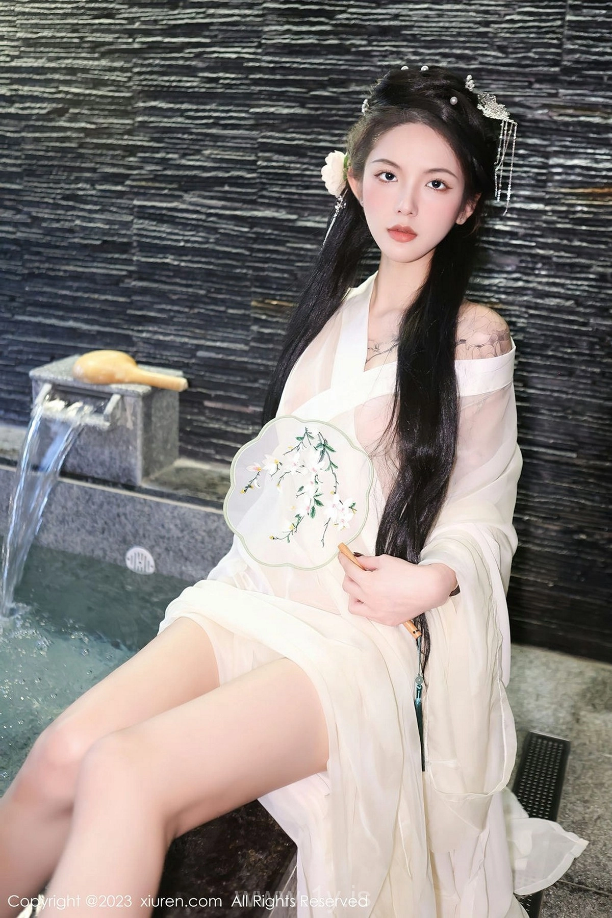 XIUREN(秀人网) NO.6430 Lively & Well-developed Chinese Babe 喬一一