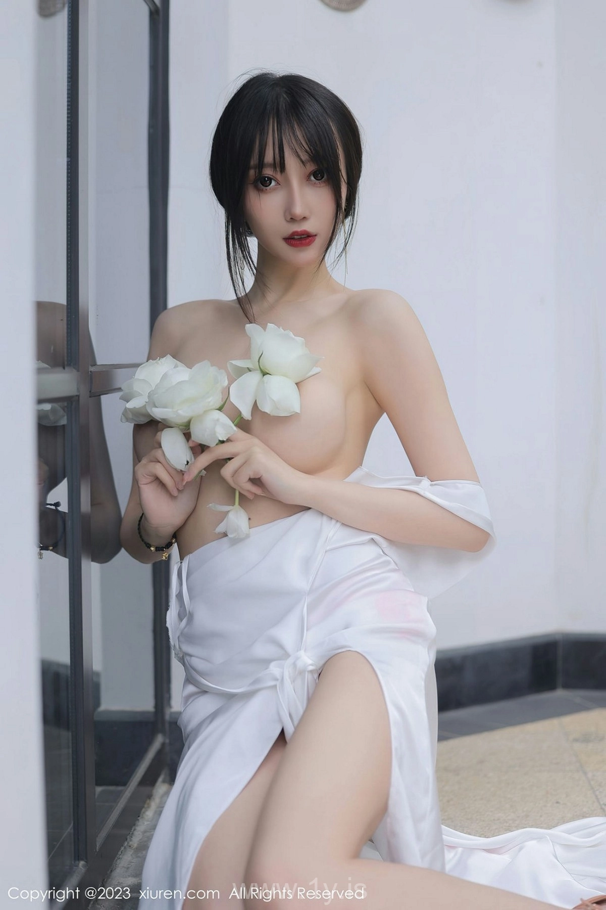 XIUREN(秀人网) NO.6466 Graceful Asian Hottie 玥兒玥er