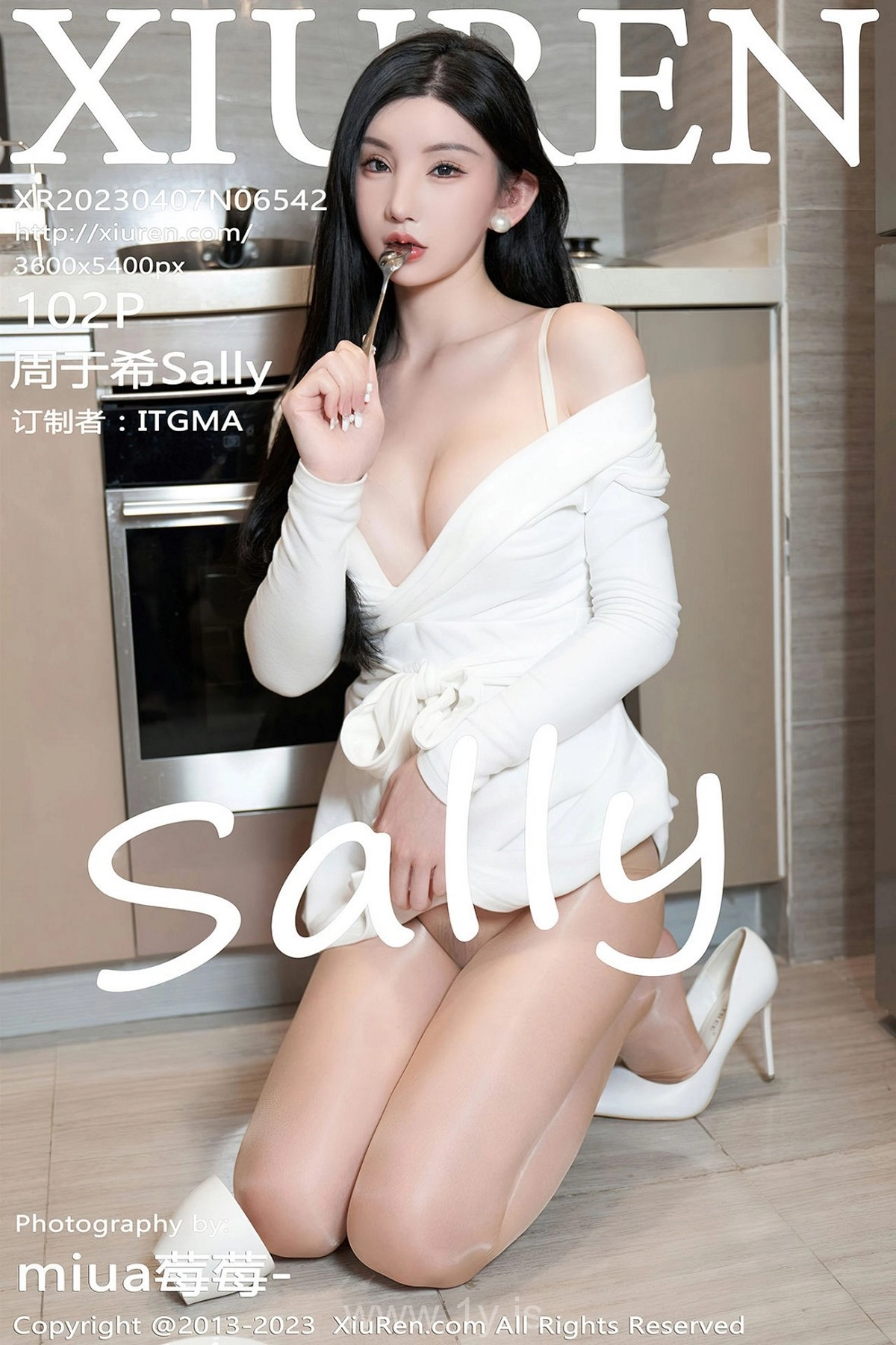 XIUREN(秀人网) NO.6542 Classy Asian Hottie 周于希Sally