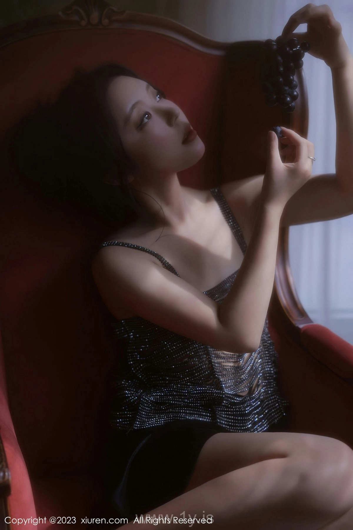 XIUREN(秀人网) NO.6601 Irresistible & Sexy Asian Mature Princess 露露luncy