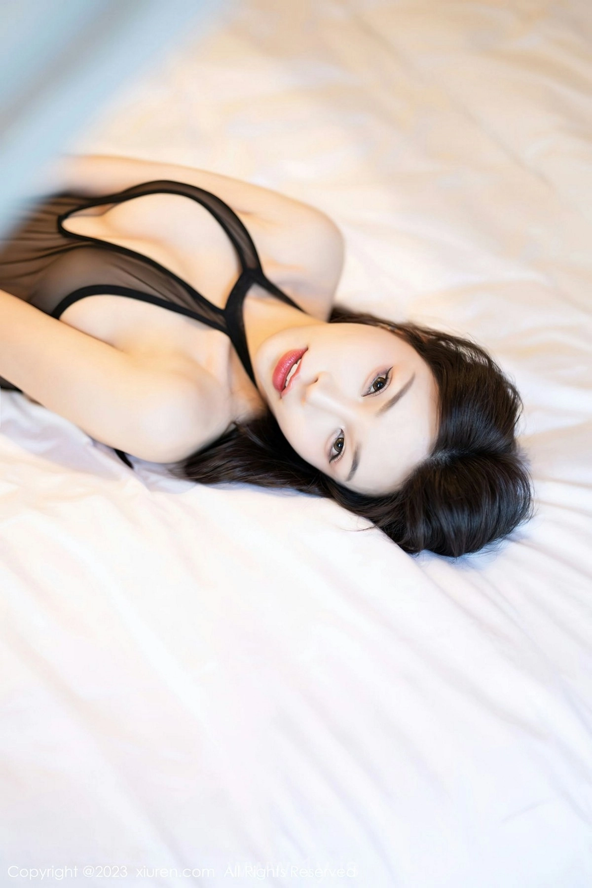 XIUREN(秀人网) NO.6616 Slim & Fashionable Asian Jade 徐莉芝Booty