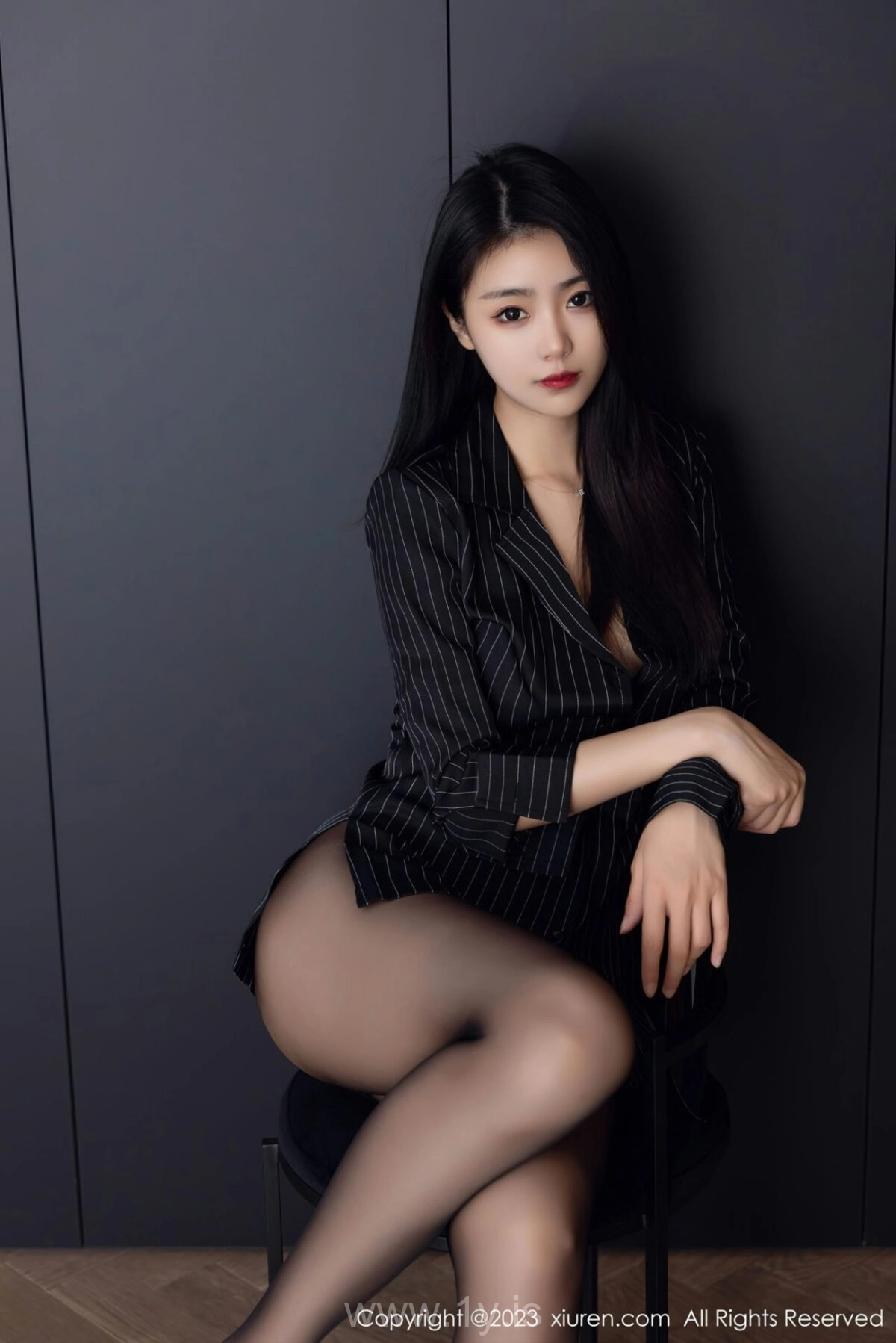 XIUREN(秀人网) NO.6677 Fair & Fancy Asian Hottie 可樂Vicky