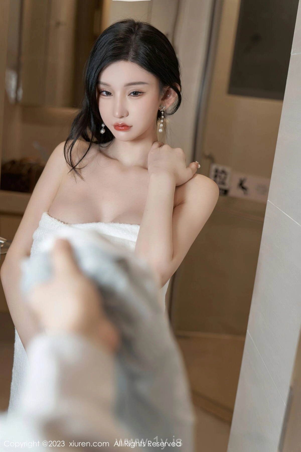XIUREN(秀人网) NO.6731 Decent & Pretty Chinese Cougar 周于希Sally