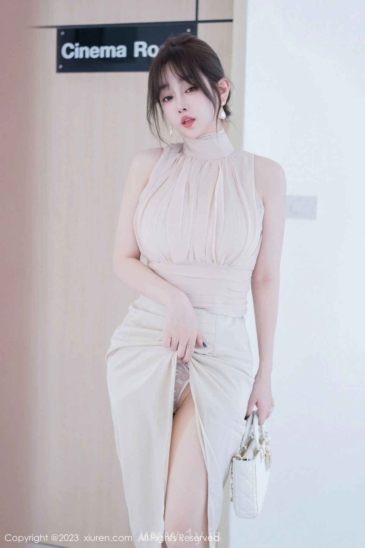 XIUREN(秀人网) NO.6768 Pretty Asian Teen 王雨純