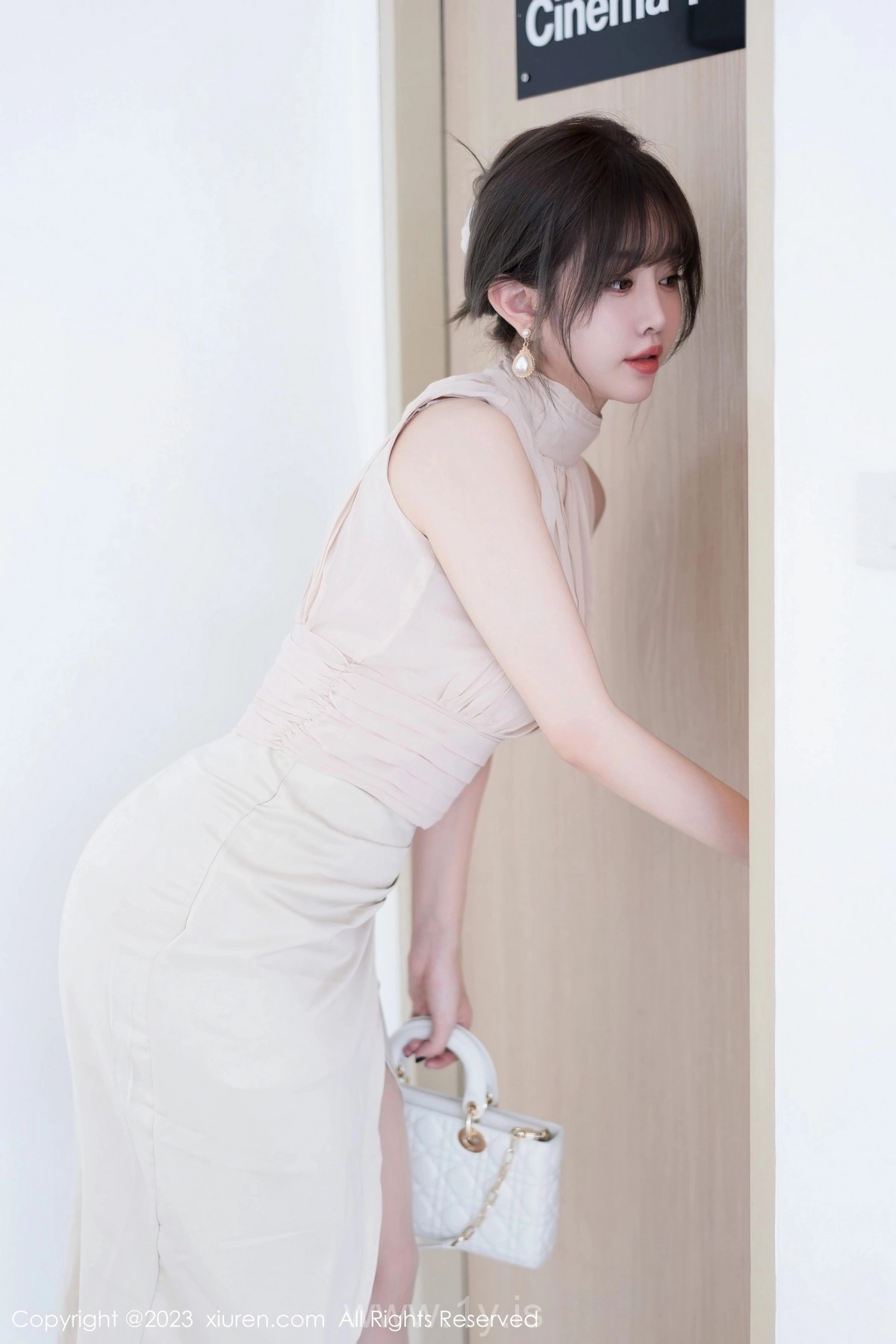 XIUREN(秀人网) NO.6768 Pretty Asian Teen 王雨純