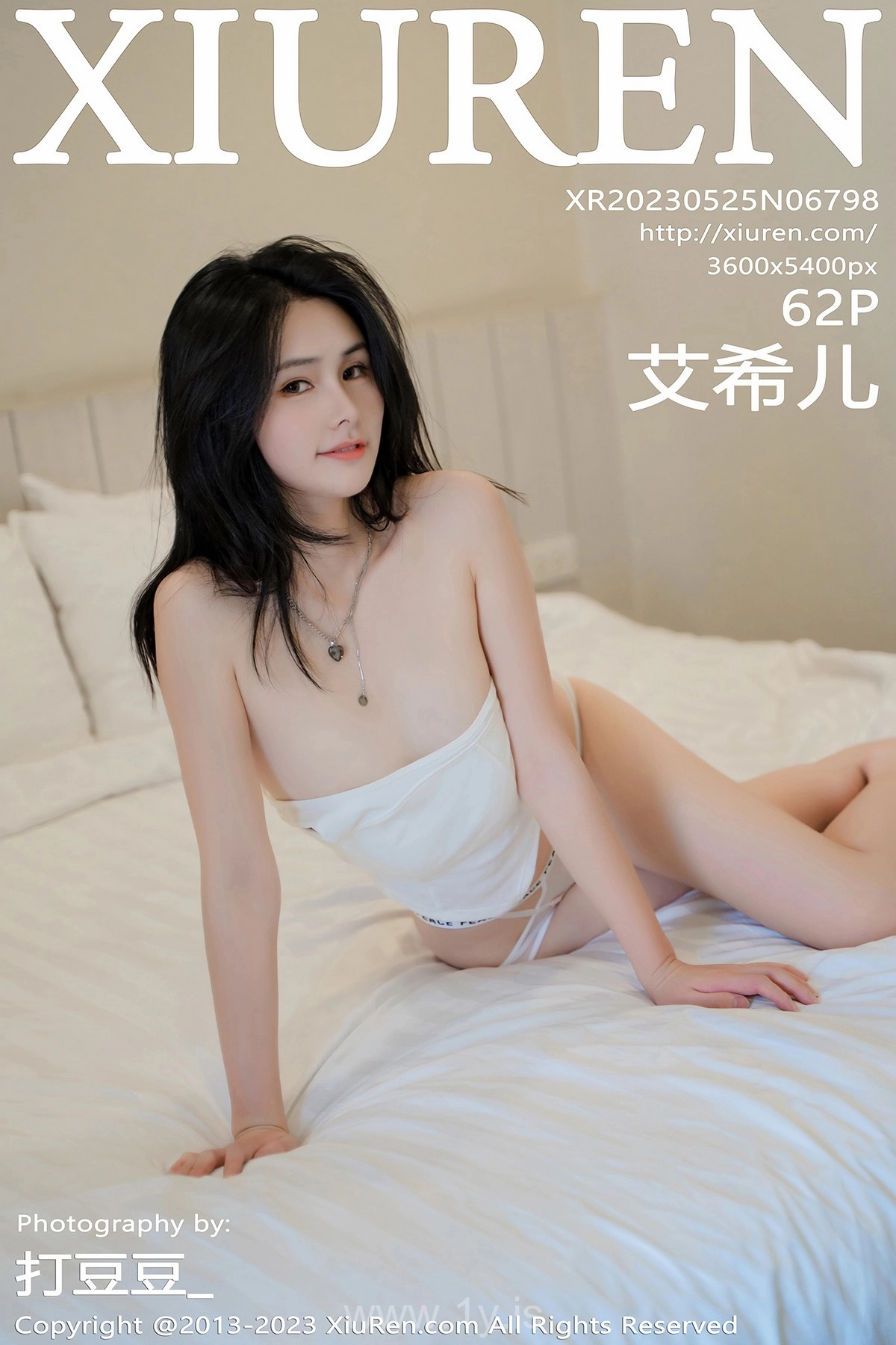 XIUREN(秀人网) NO.6798 Appealing Asian Girl 艾希兒