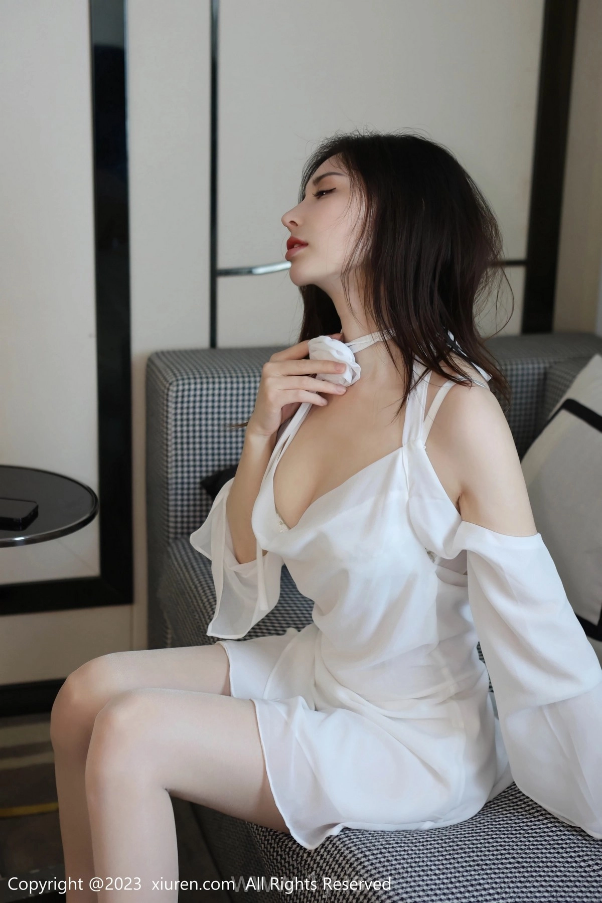 XIUREN(秀人网) NO.6877 Pretty & Fashionable Asian Homebody Girl 王曼柔