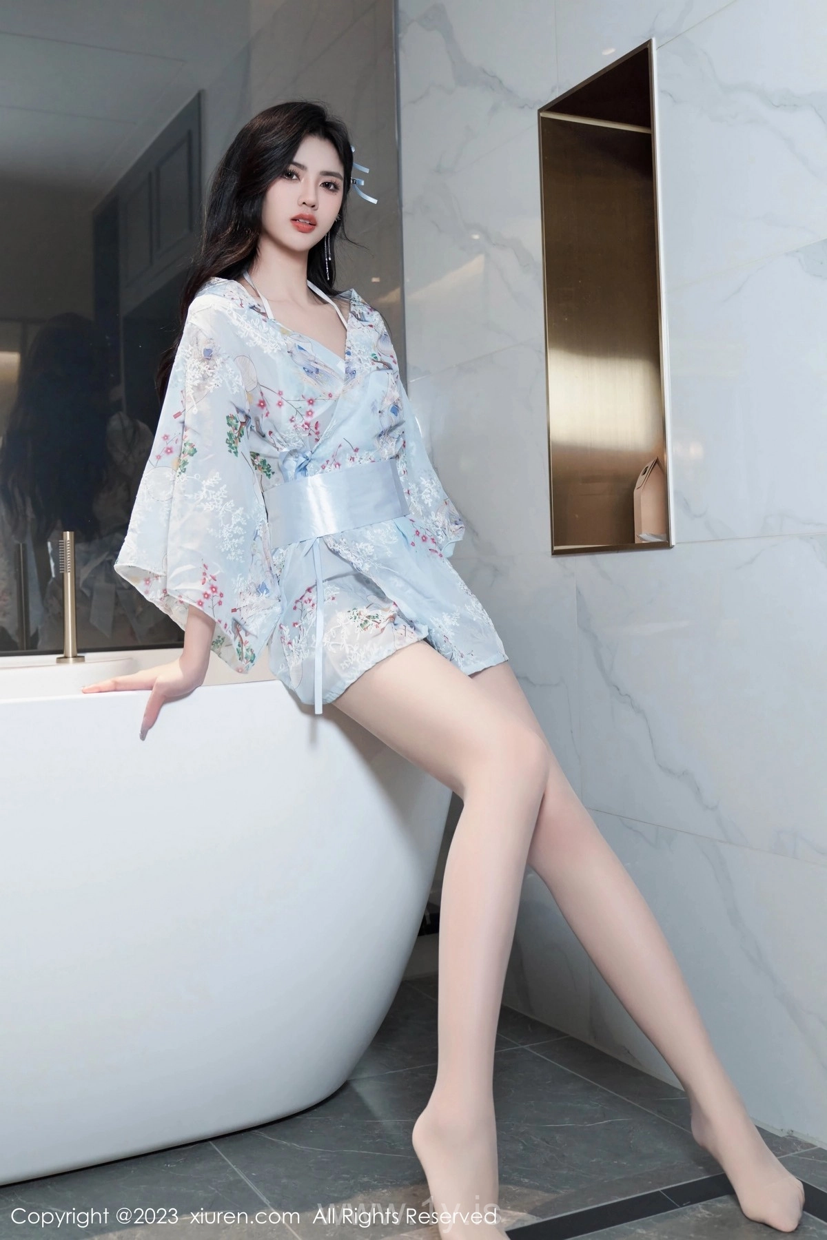 XIUREN(秀人网) NO.6924 Knockout Asian Model 淺淺Danny