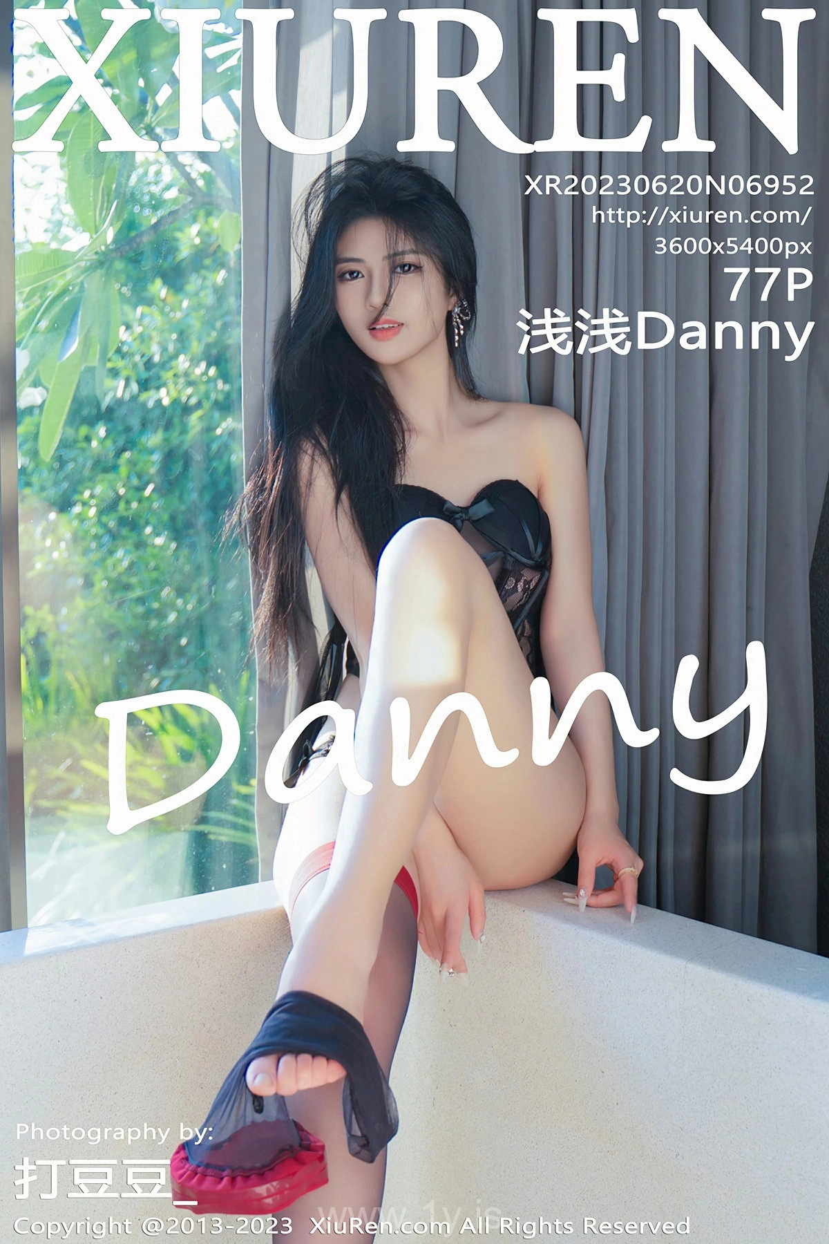 XIUREN(秀人网) NO.6952 Hot & Slim Asian Peri 淺淺Danny