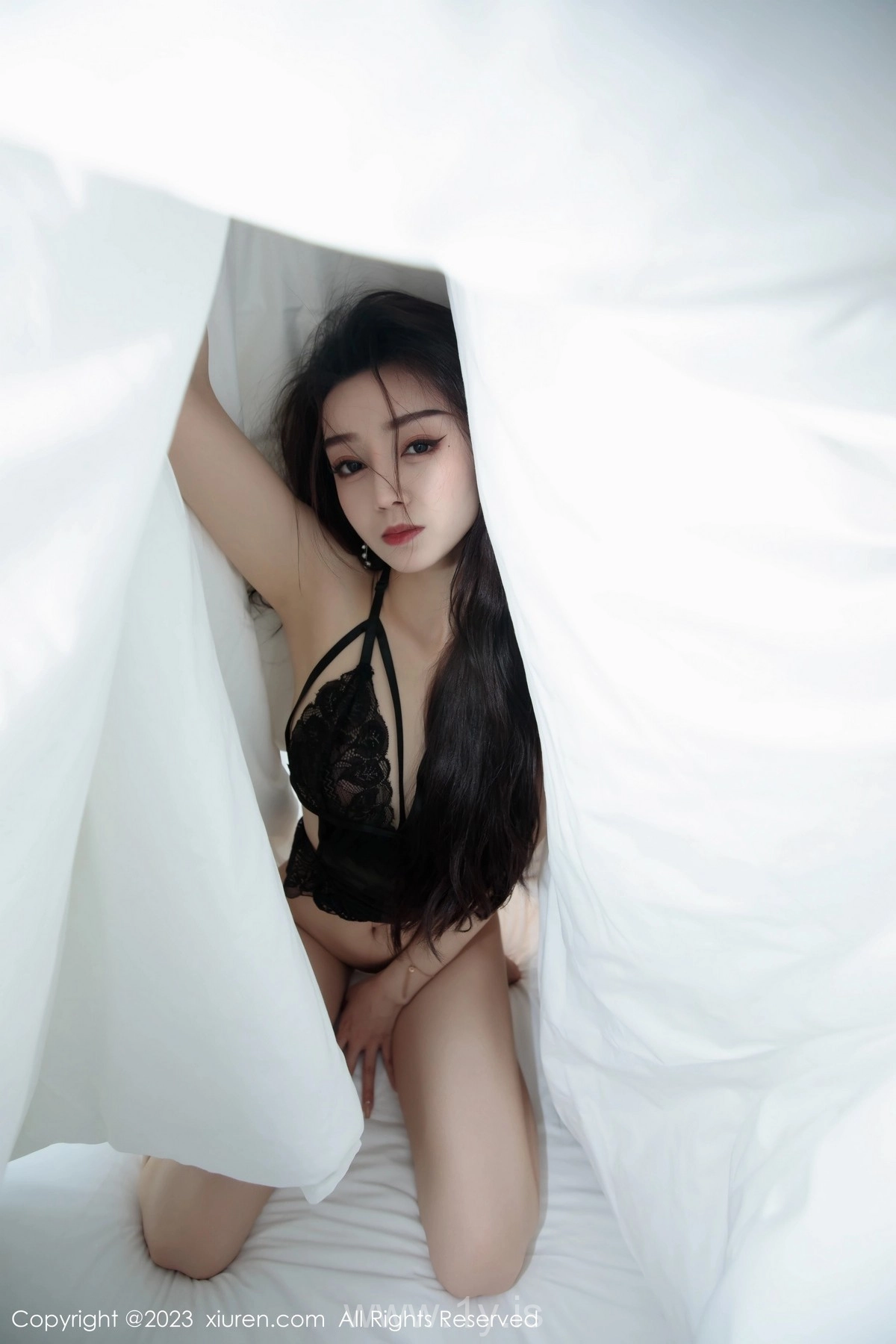 XIUREN(秀人网) NO.6955 Sexy & Graceful Chinese Model 蘇曼兮