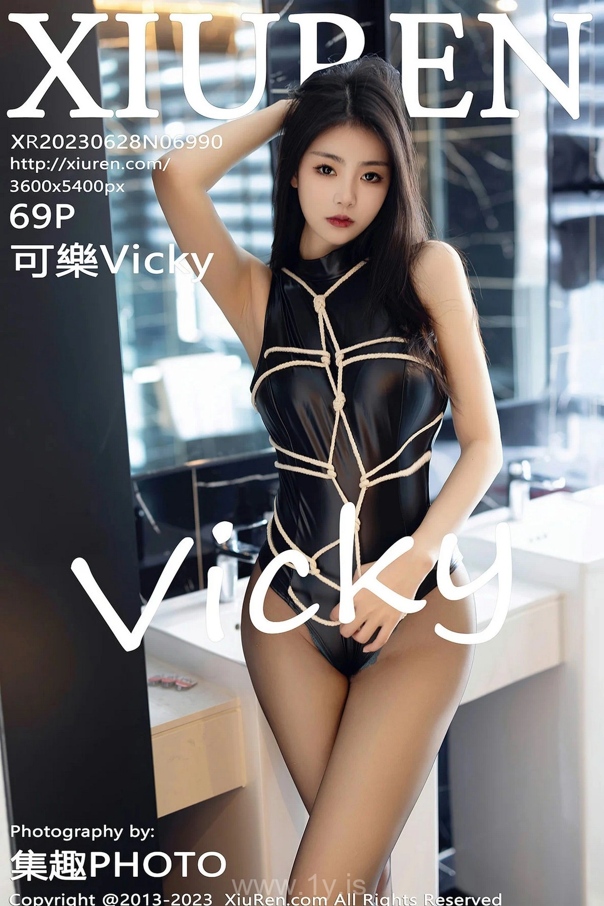 XIUREN(秀人网) NO.6990 Stunning Chinese Women 可樂Vicky