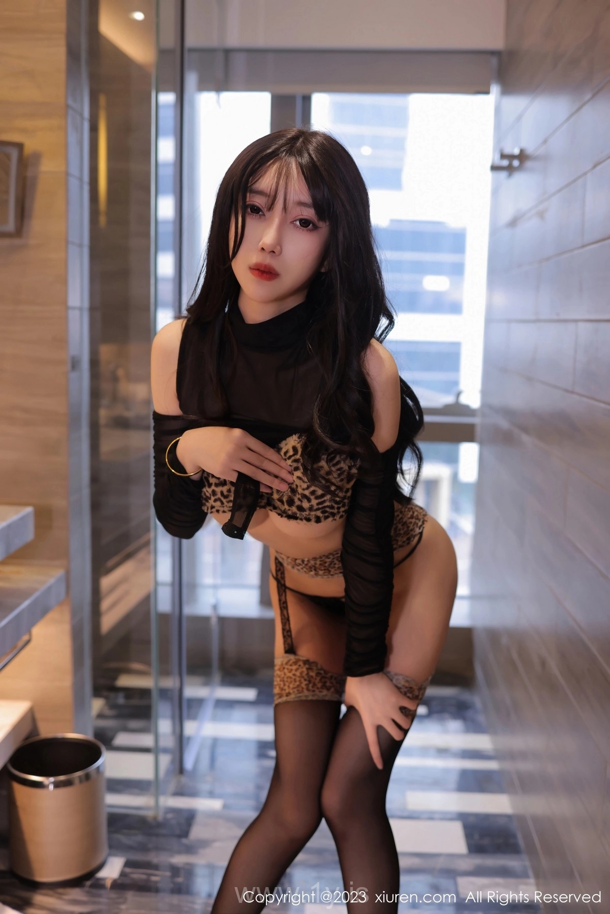 XIUREN(秀人网) No.7004 Sexy Asian Hottie 玥兒玥er