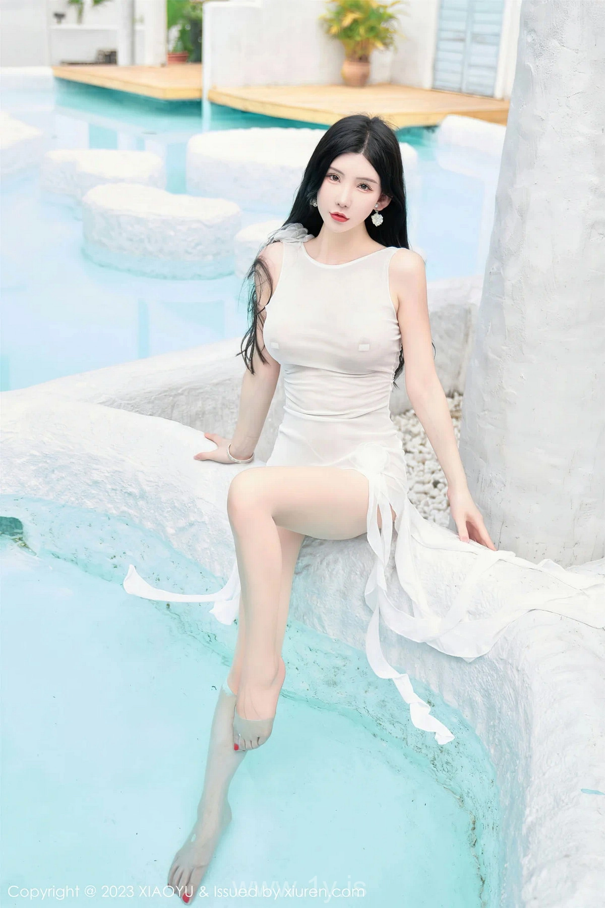 XIUREN(秀人网) No.7049 Stunning & Breathtaking Asian Goddess 周于希Sally