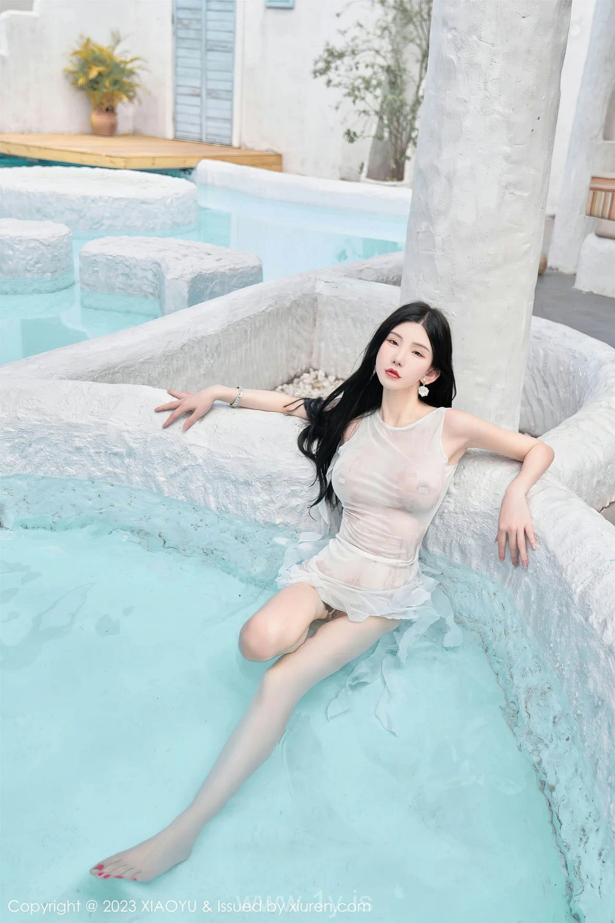 XIUREN(秀人网) No.7049 Stunning & Breathtaking Asian Goddess 周于希Sally