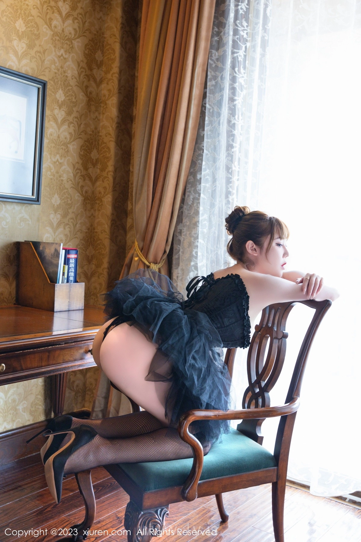 XIUREN(秀人网) No.7057 Well-developed & Pretty Asian Teen 萌漢藥baby