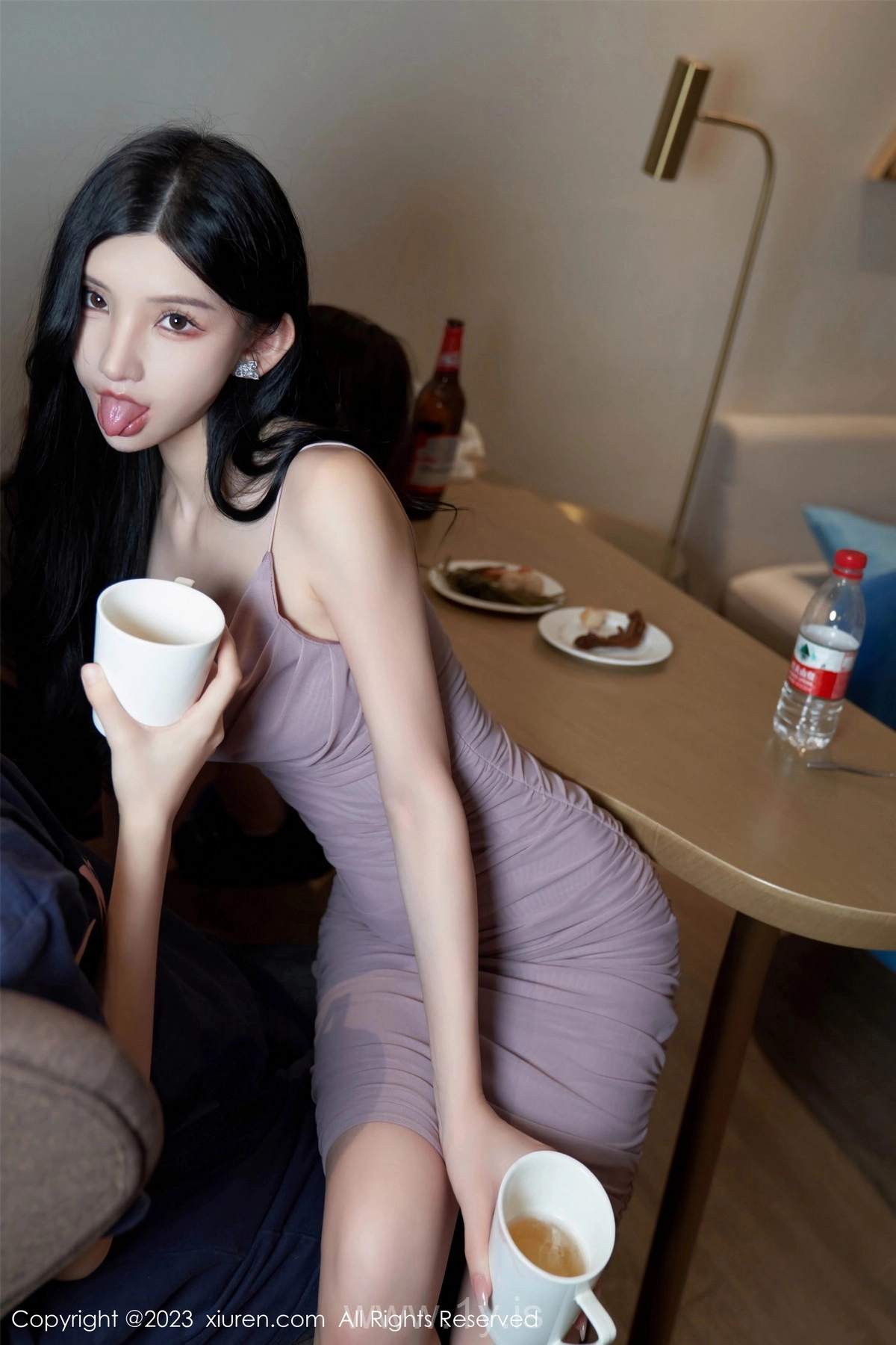 XIUREN(秀人网) No.7122 Sexy & Attractive Asian Chick 周于希Sally