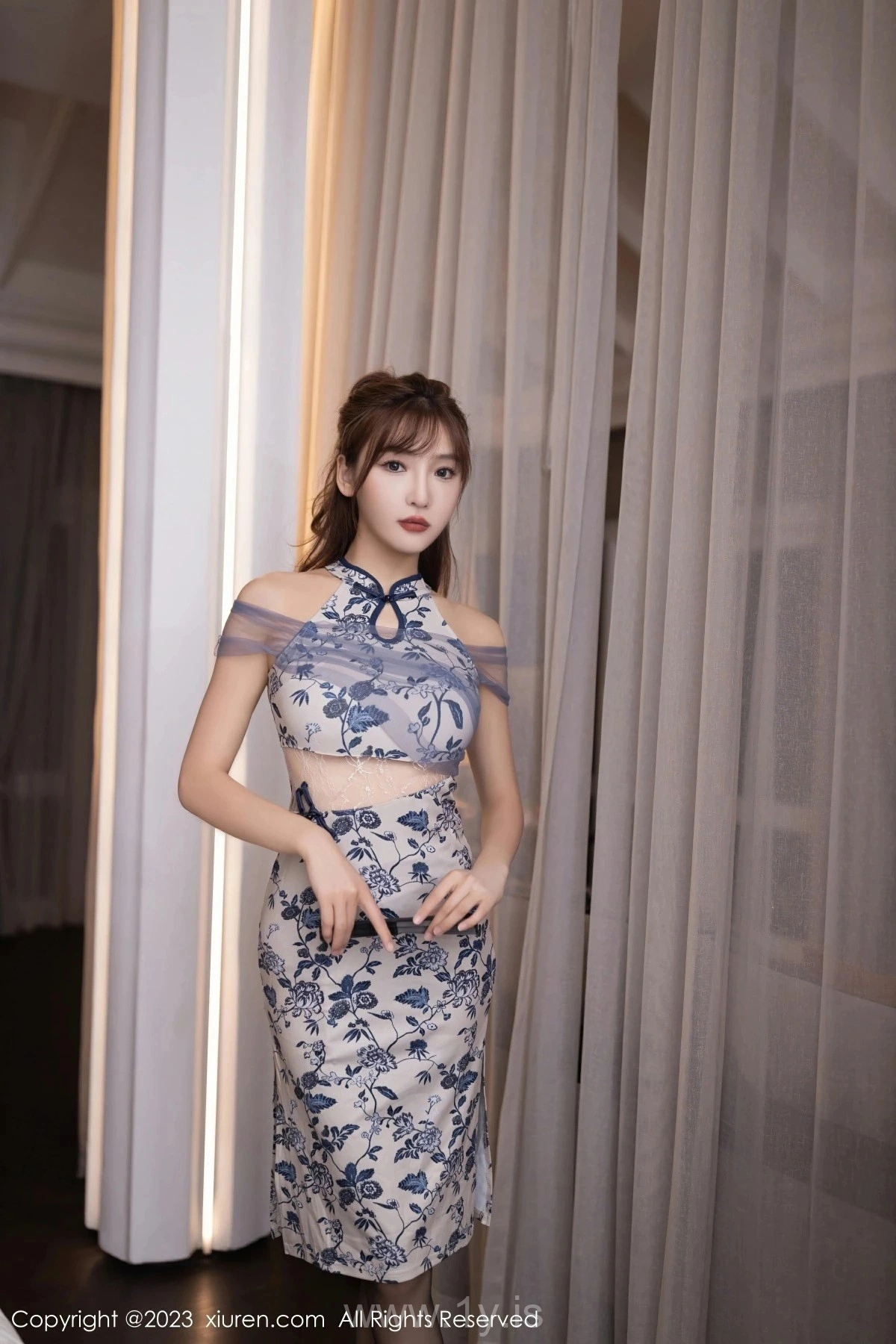 XIUREN(秀人网) No.7183 Fashionable & Trendy Chinese Beauty 陸萱萱