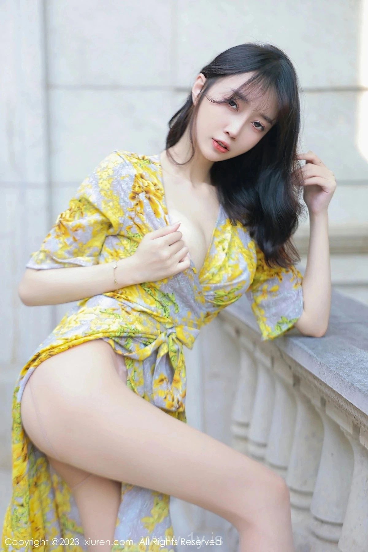XIUREN(秀人网) No.7186 Appealing & Lovely Asian Babe 玥兒玥er