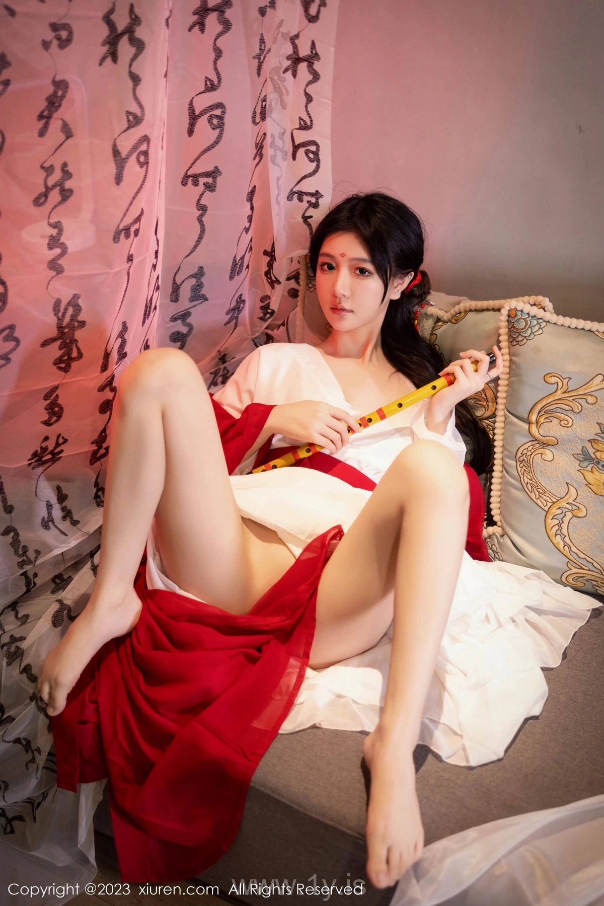XIUREN(秀人网) No.7192 Classy Asian Peri 怮怮